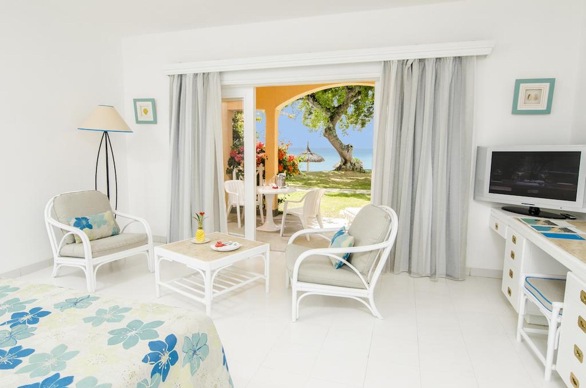 Merville Beach Hotel 3* 12
