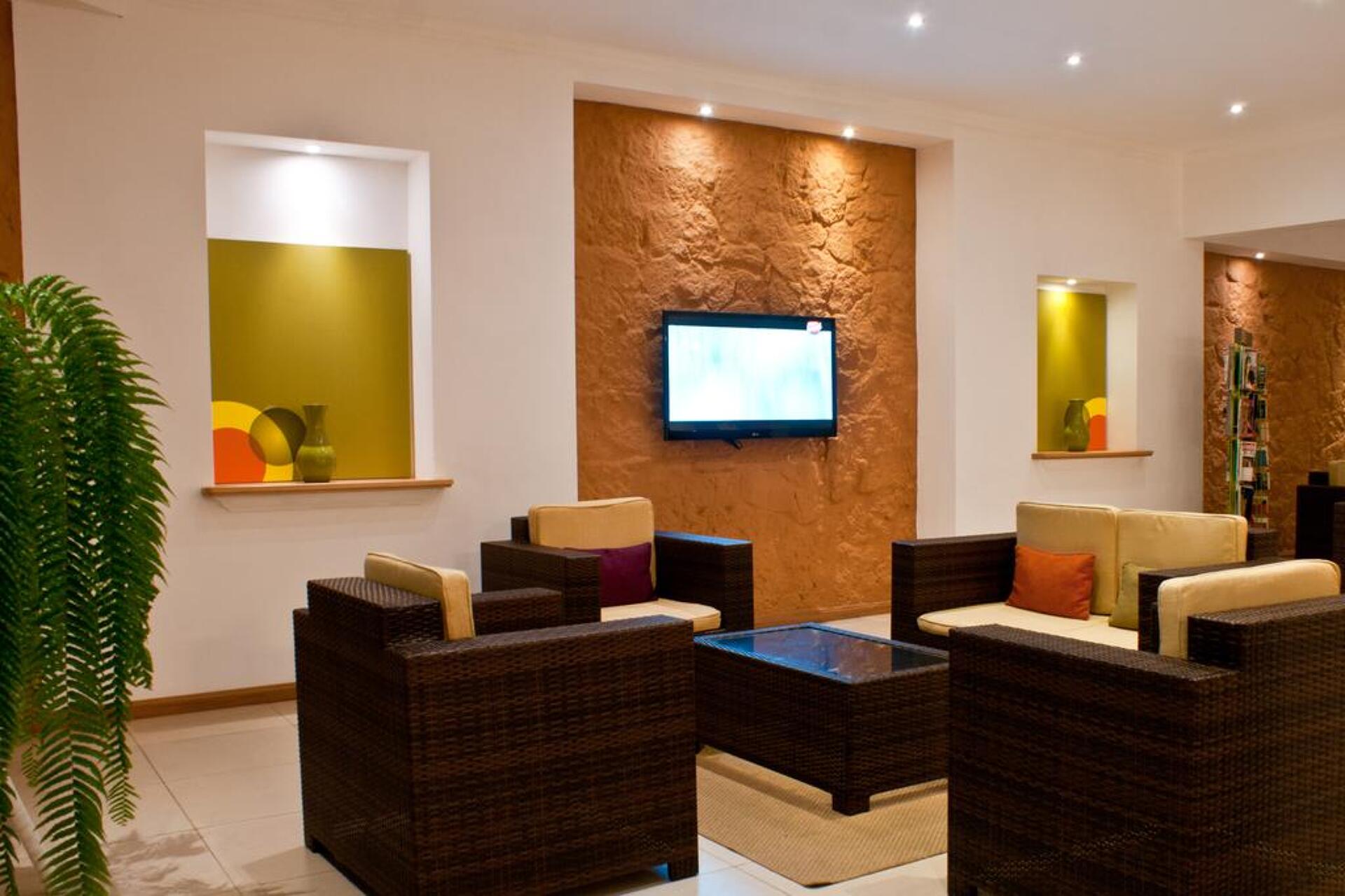 Le Surcouf Hotel & Spa 3* 7