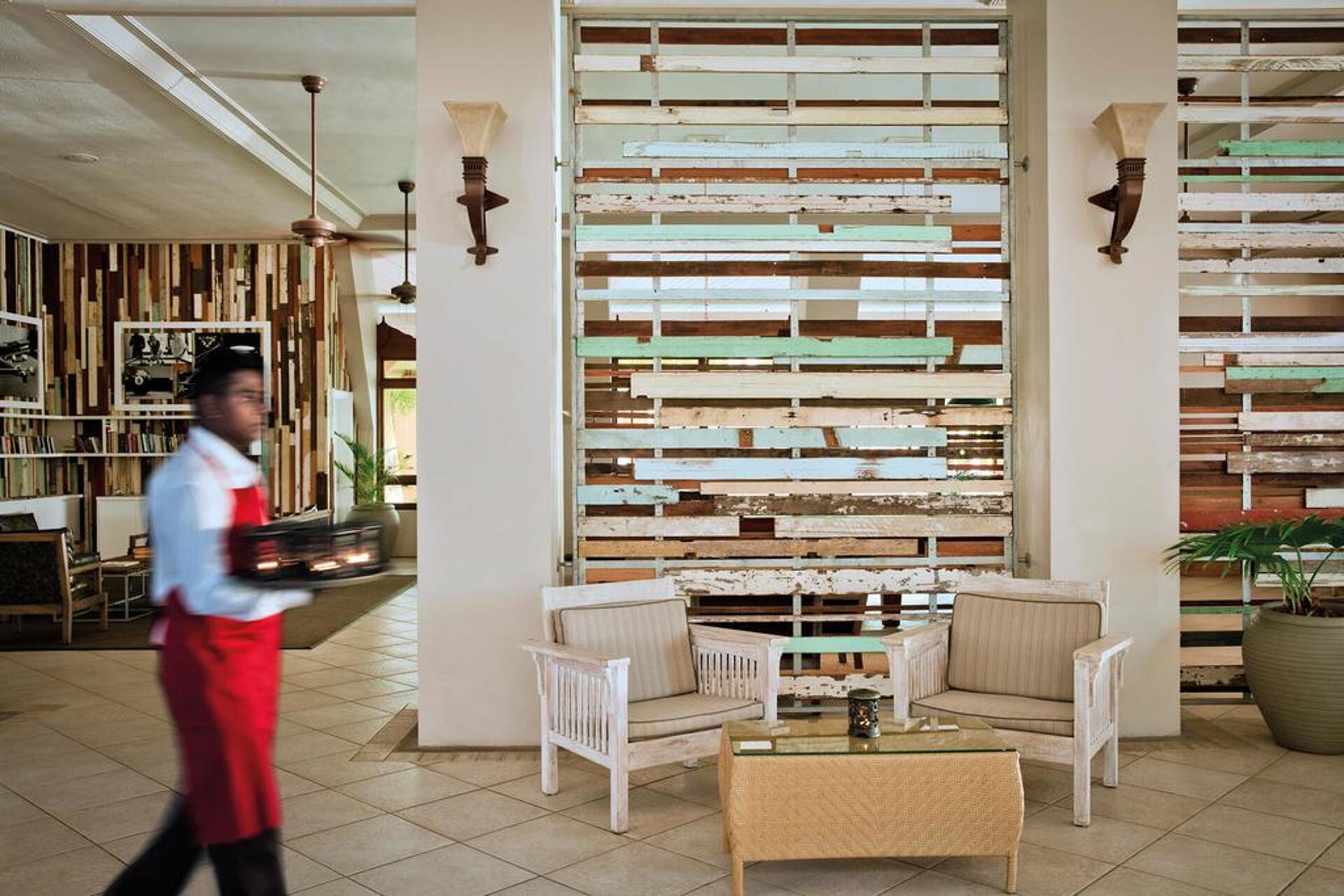 Victoria Beachcomber Resort & Spa 4* 25