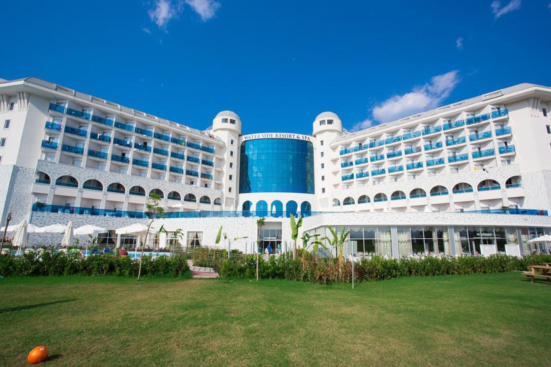 Water Side Resort & Spa 5* 14