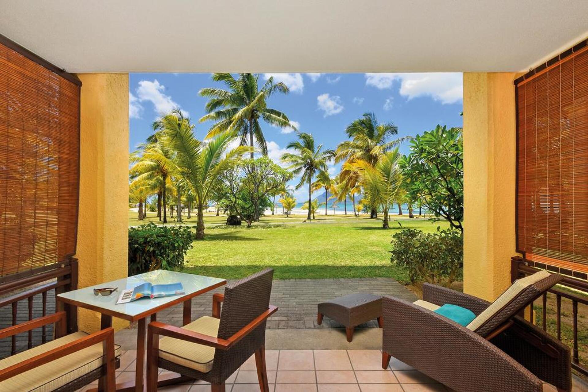 Paradis Beachcomber Golf Resort & Spa 5* 6