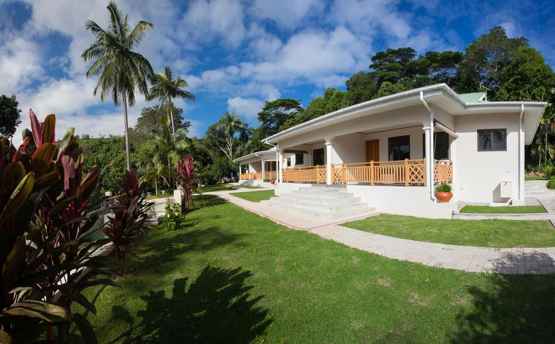 Anse Soleil Beachcomber 2