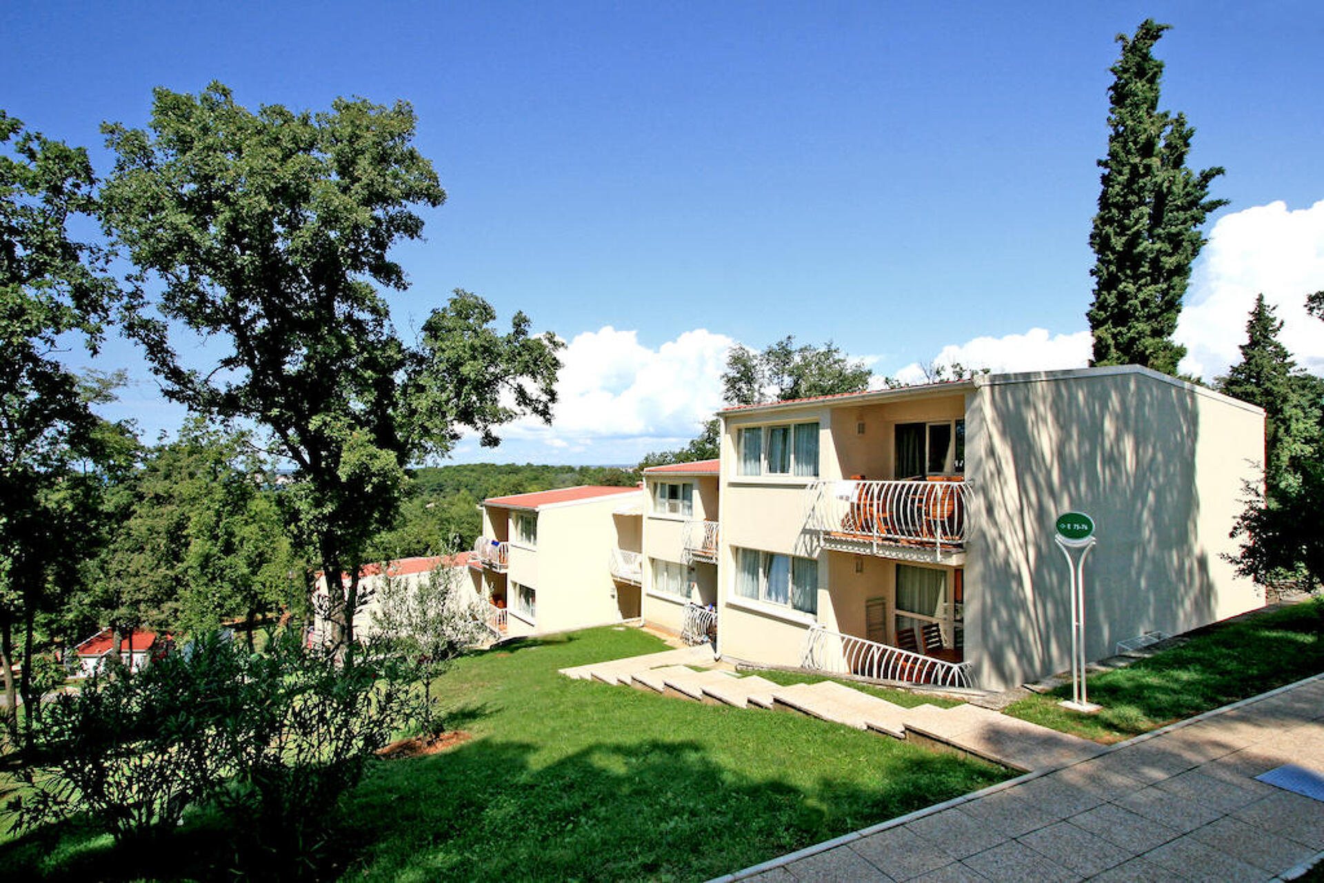 Laguna Bellevue Apartments 4* 4