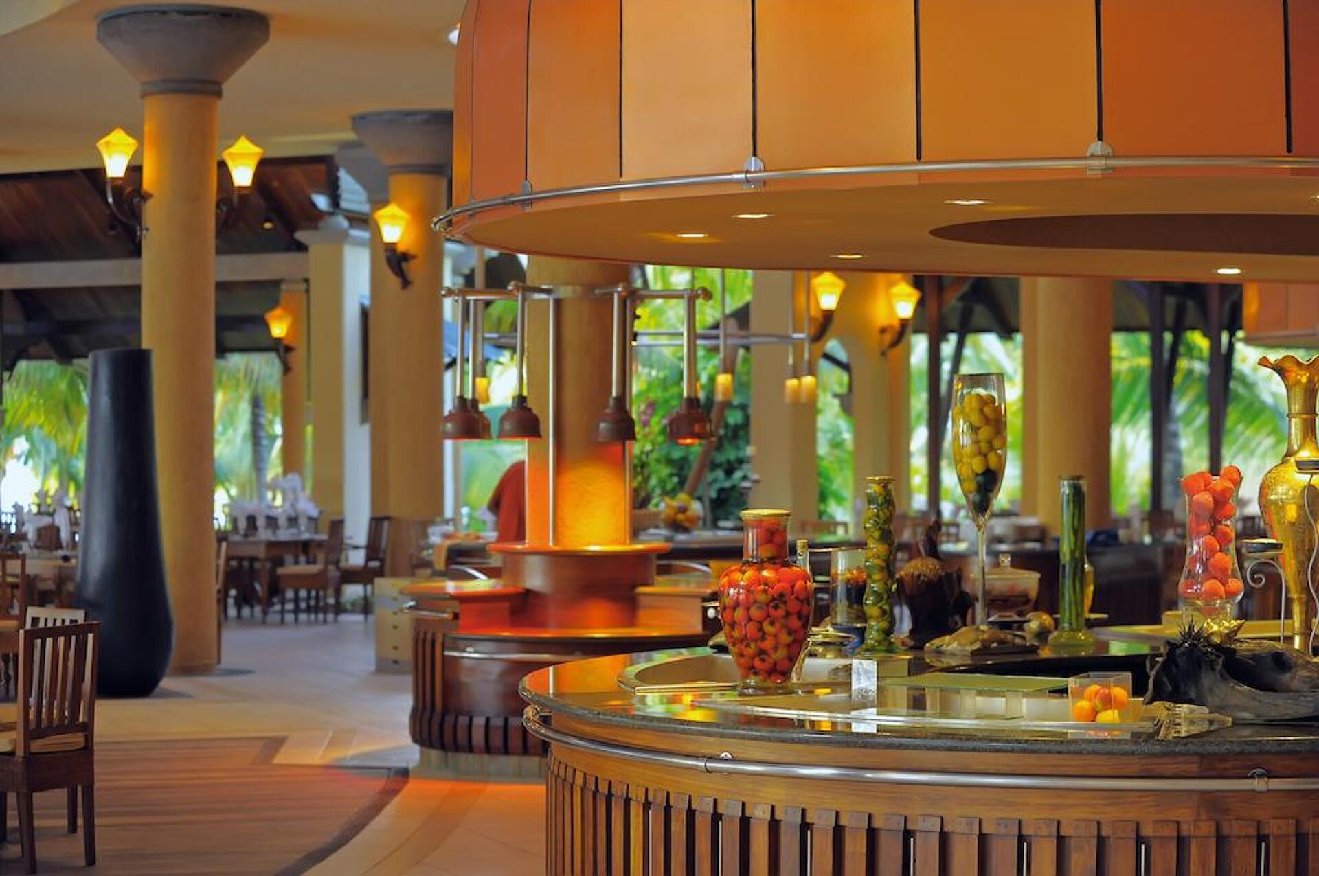 Victoria Beachcomber Resort & Spa 4* 29