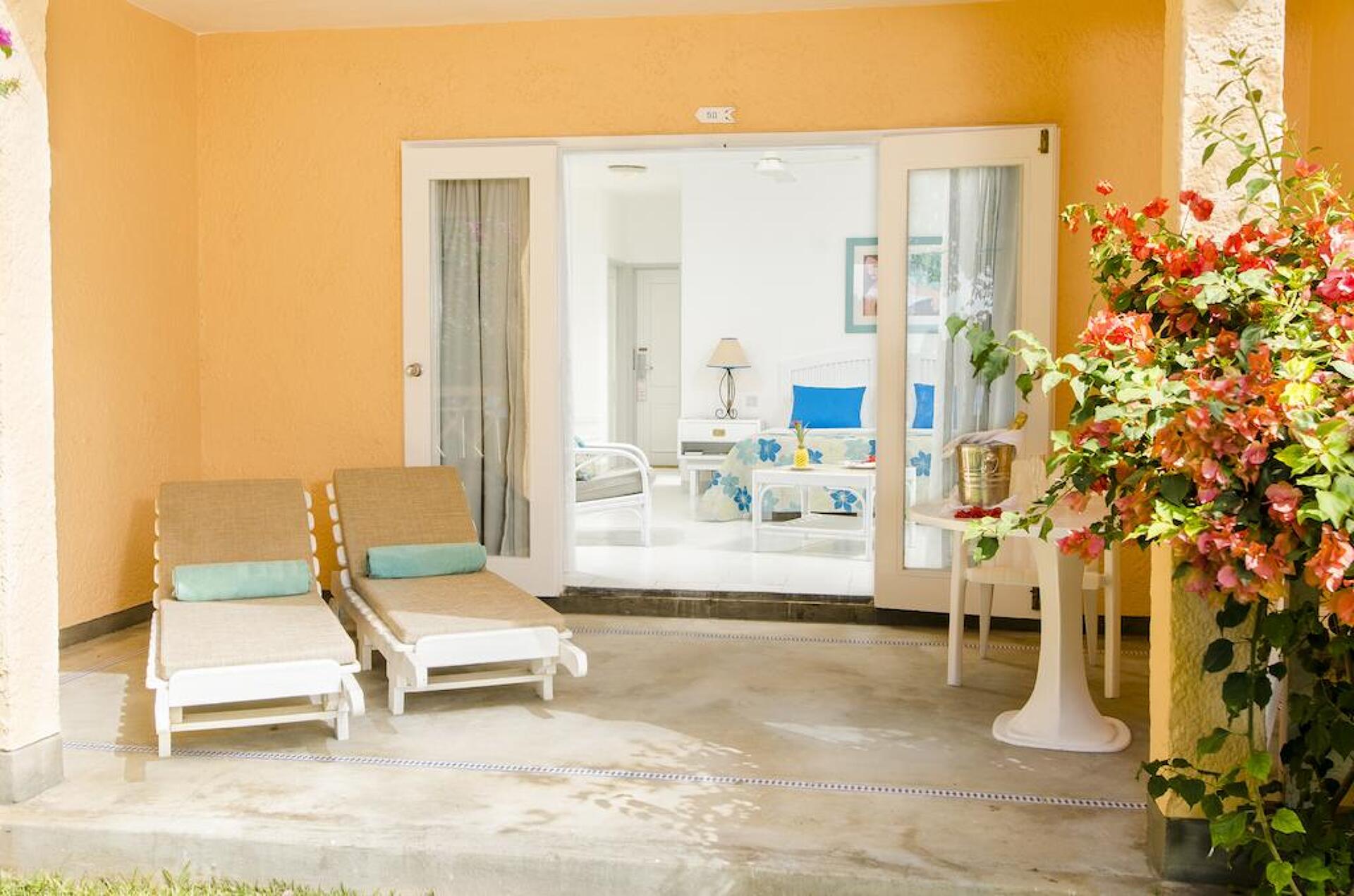 Merville Beach Hotel 3* 7