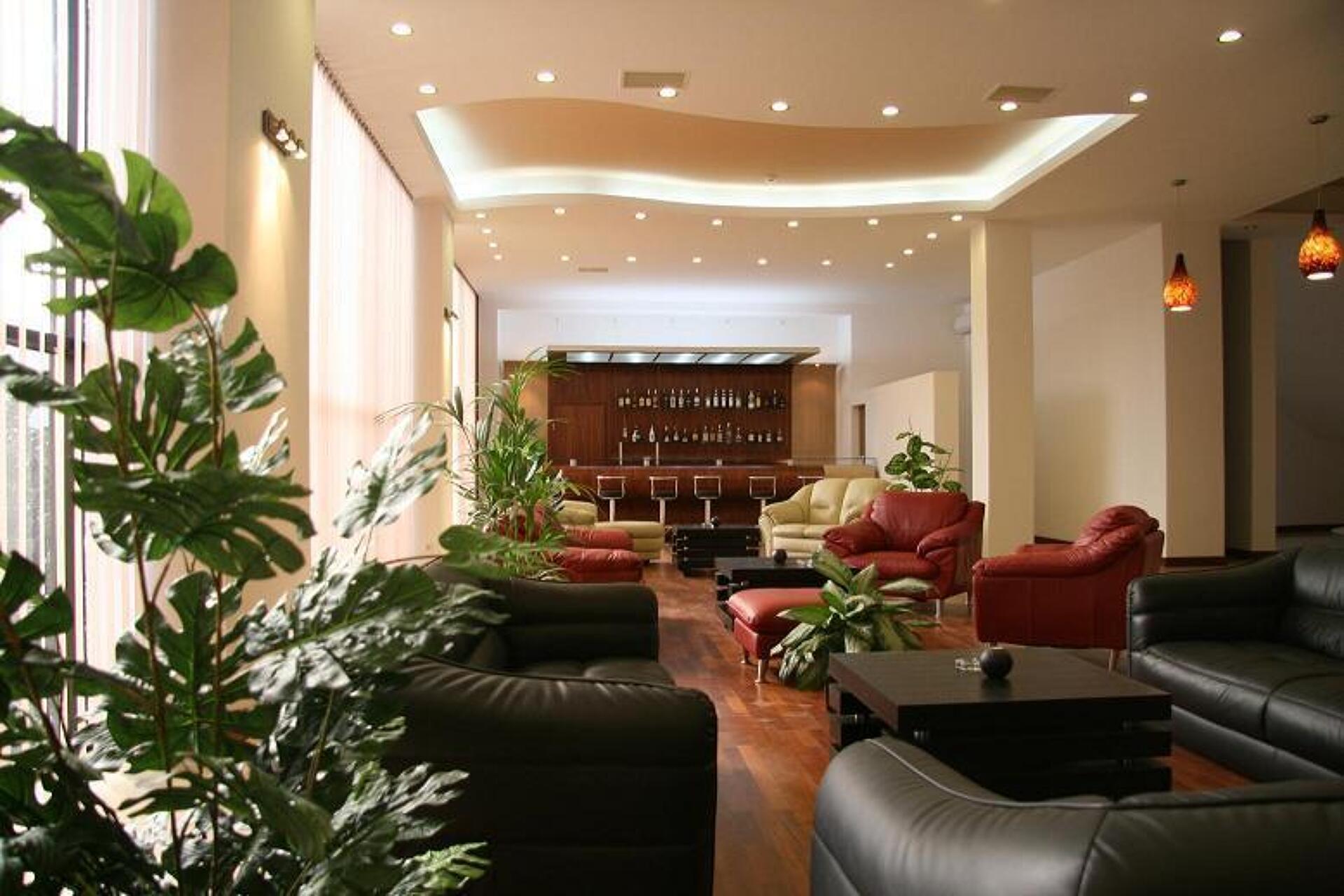 D'Plaza Hotel 4* 2