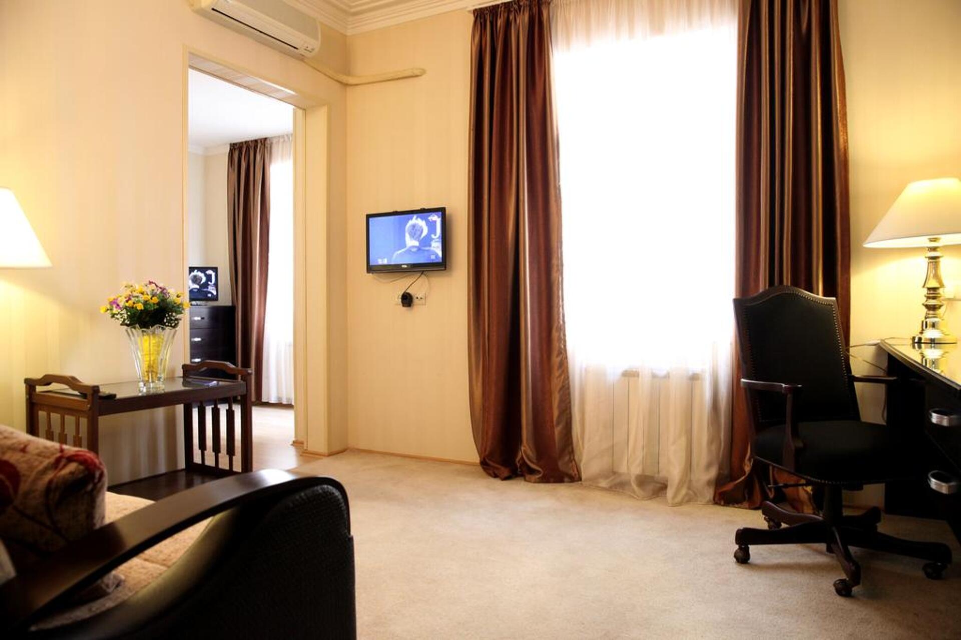Iliani Hotel Tbilisi 4* 9