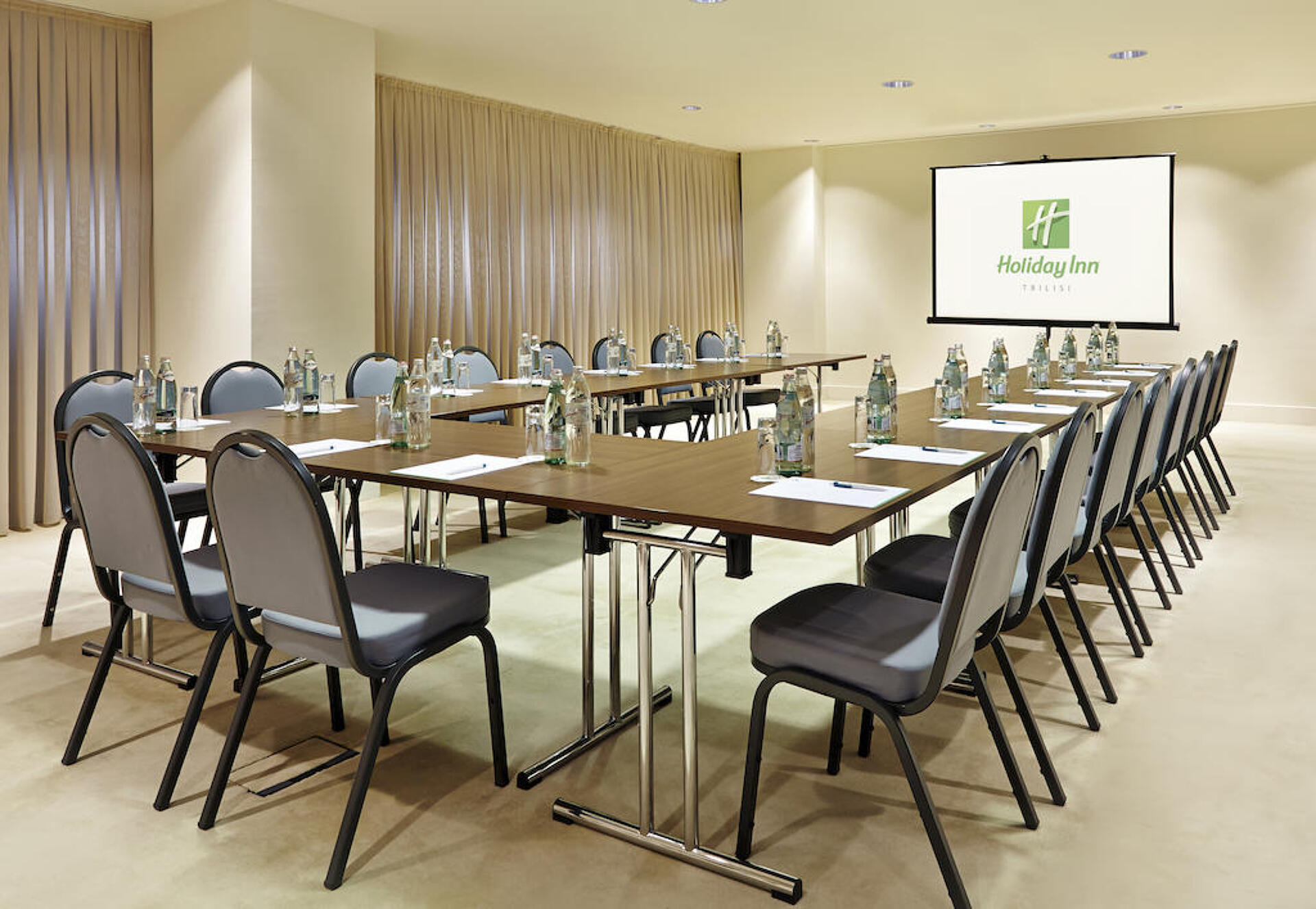 Holiday Inn Tbilisi 4* 25