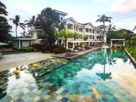 Fairways & Bluewater Newcoast Boracay 4*