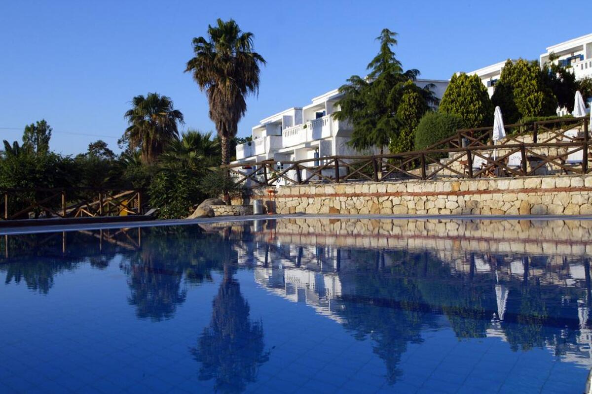 Agionissi Resort 4* 2