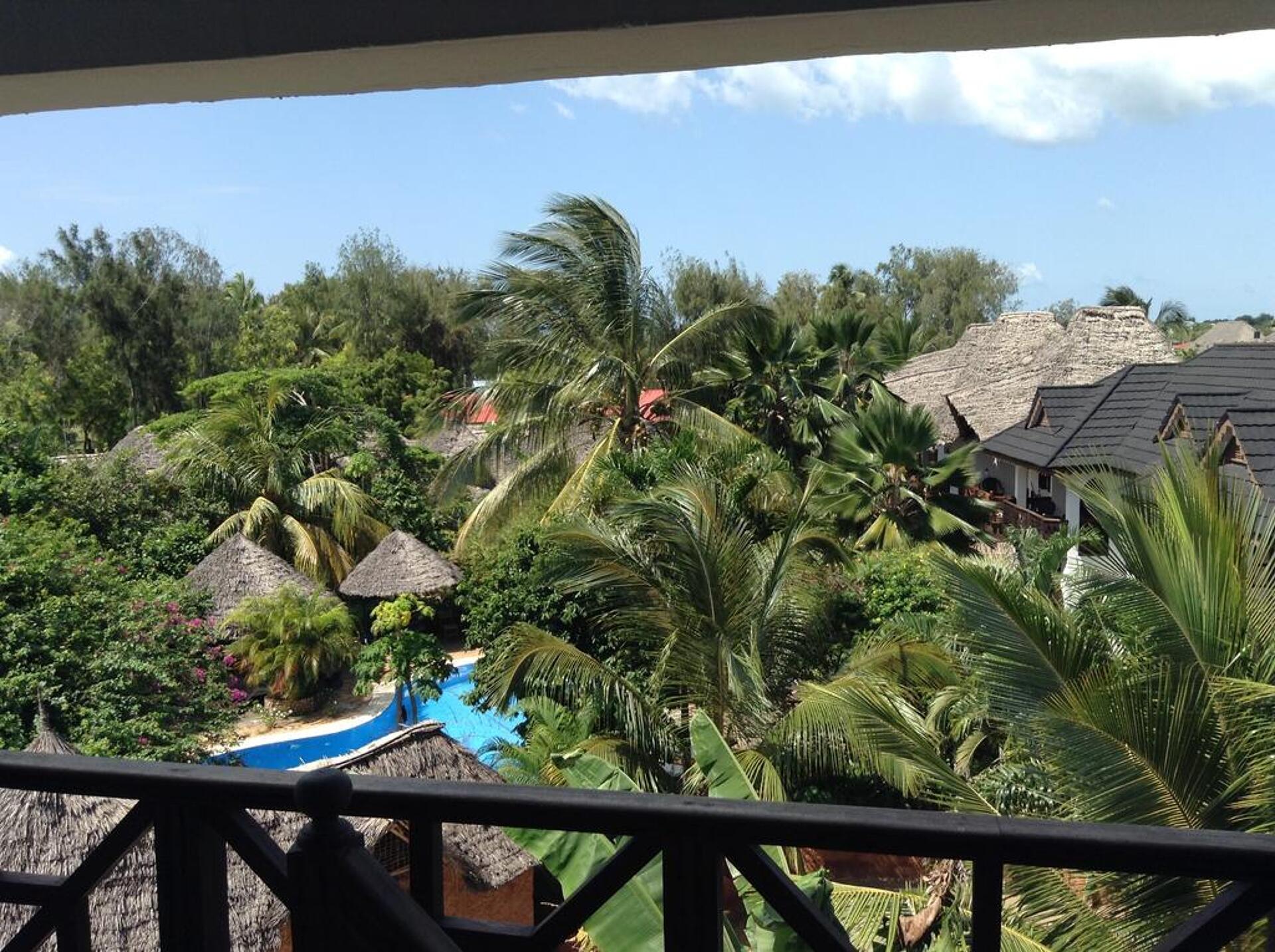 Langi Langi Beach Bungalows 30