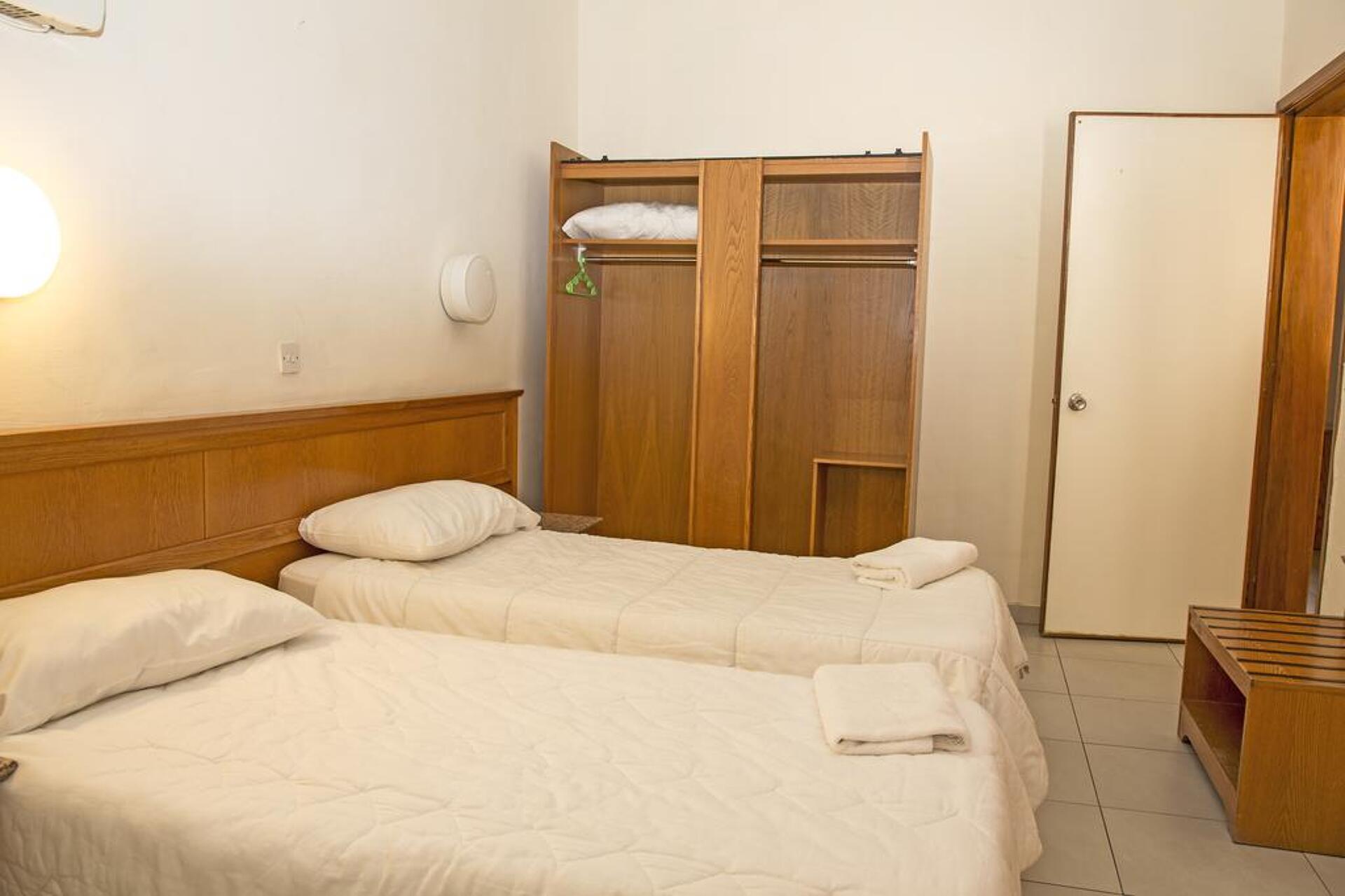 Dragonara Court 3* 6