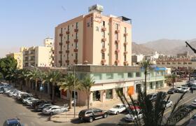 Raed Hotel Suites (Al Raad Hotel)