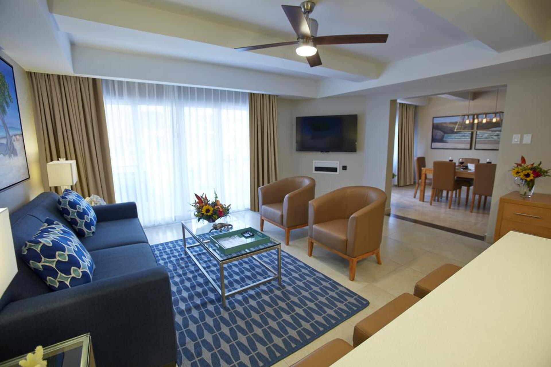 Divi Dutch Village Beach Resort 4* 5