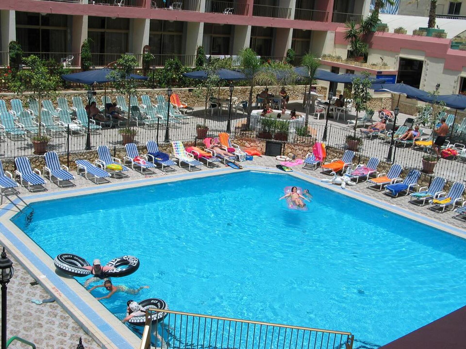 The Santa Maria Hotel 3* 8