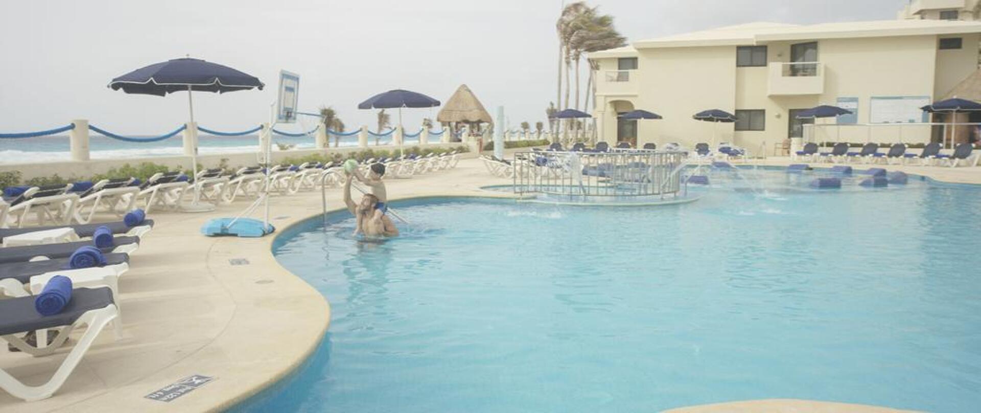 Occidental Tucancun 4* 9