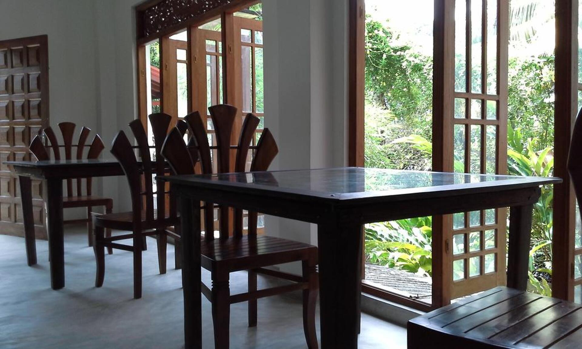 Srimali's Residence 2* 7