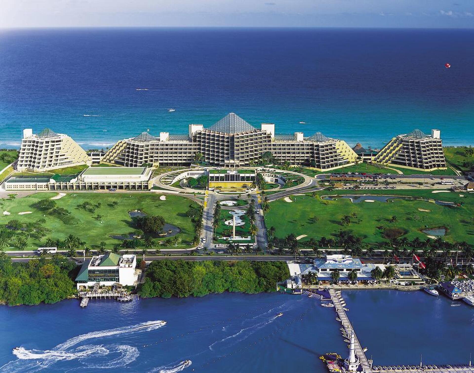 Royal Service at Paradisus by Melia Cancun 5* 16