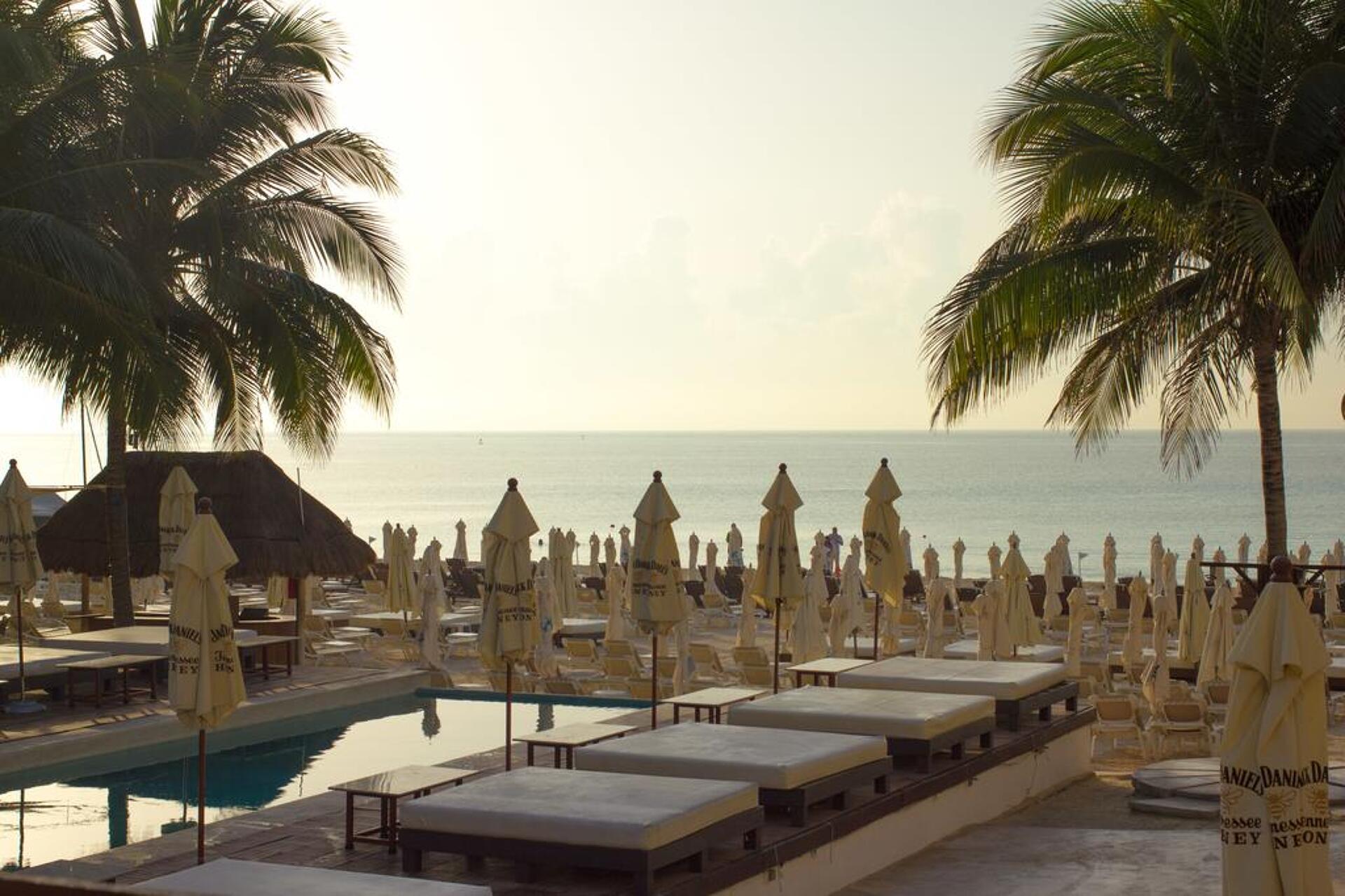 Tukan Hotel & Beach Club 4* 20