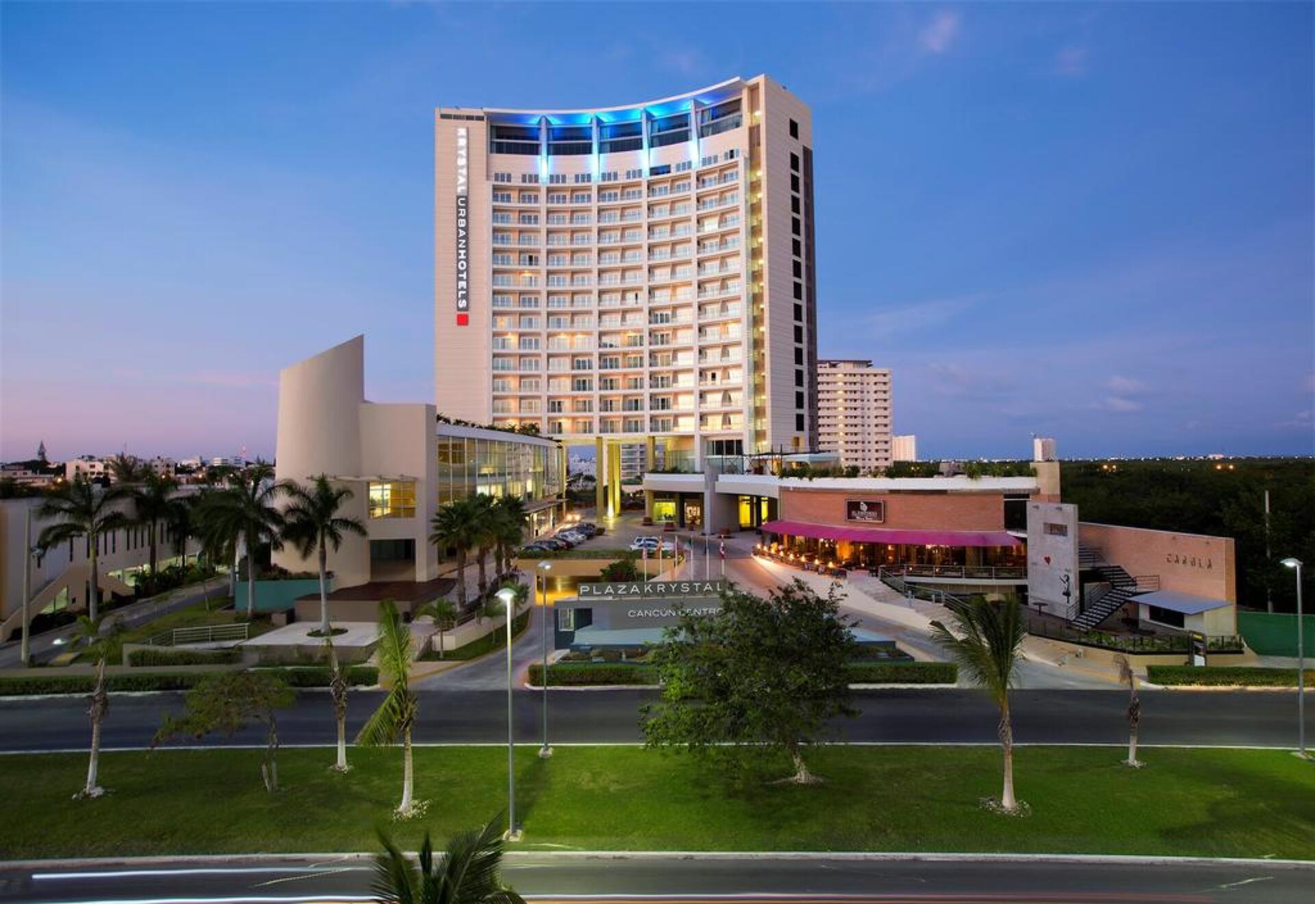 Krystal Urban Cancun 4* 0