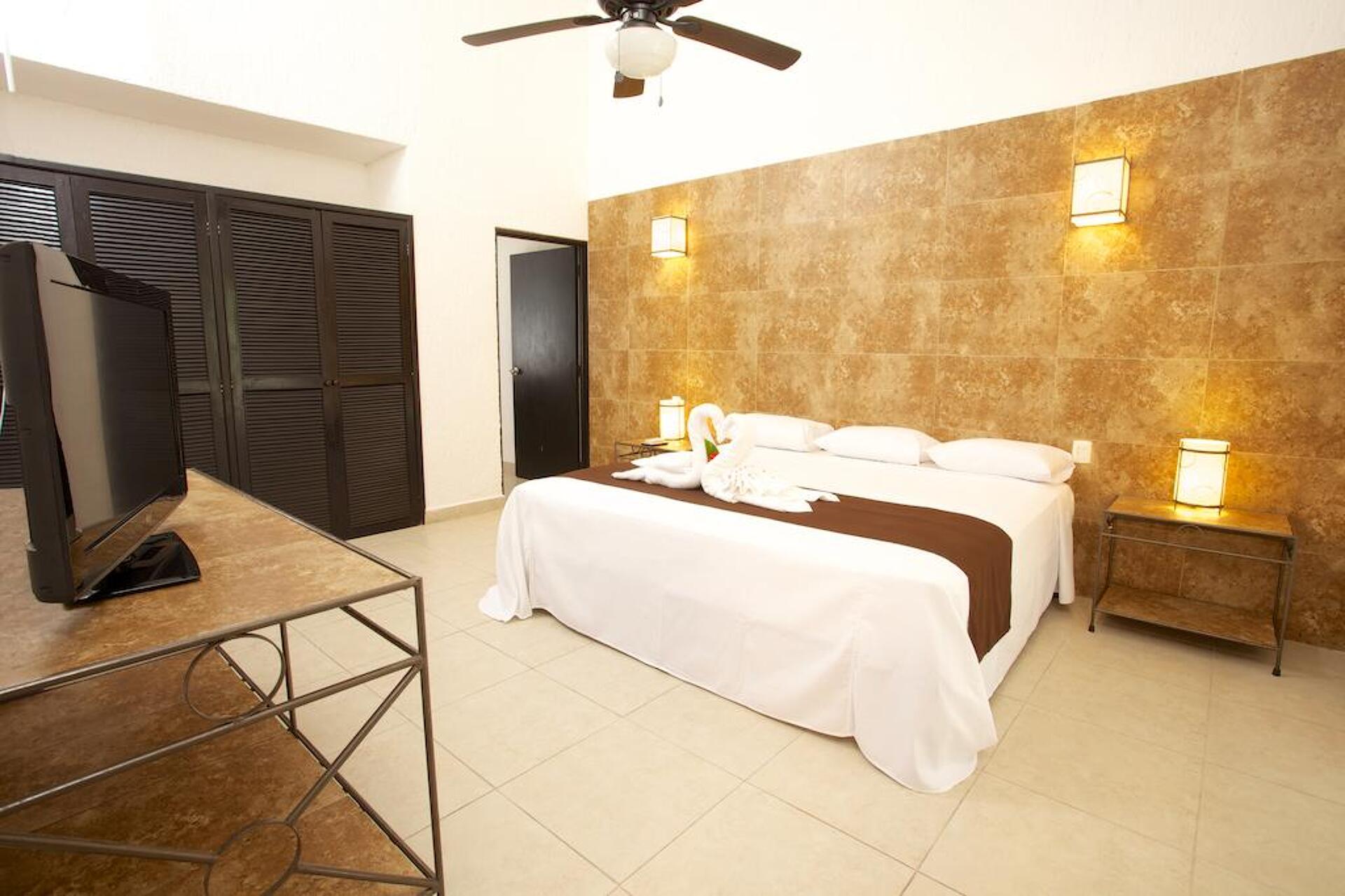 Tukan Hotel & Beach Club 4* 11