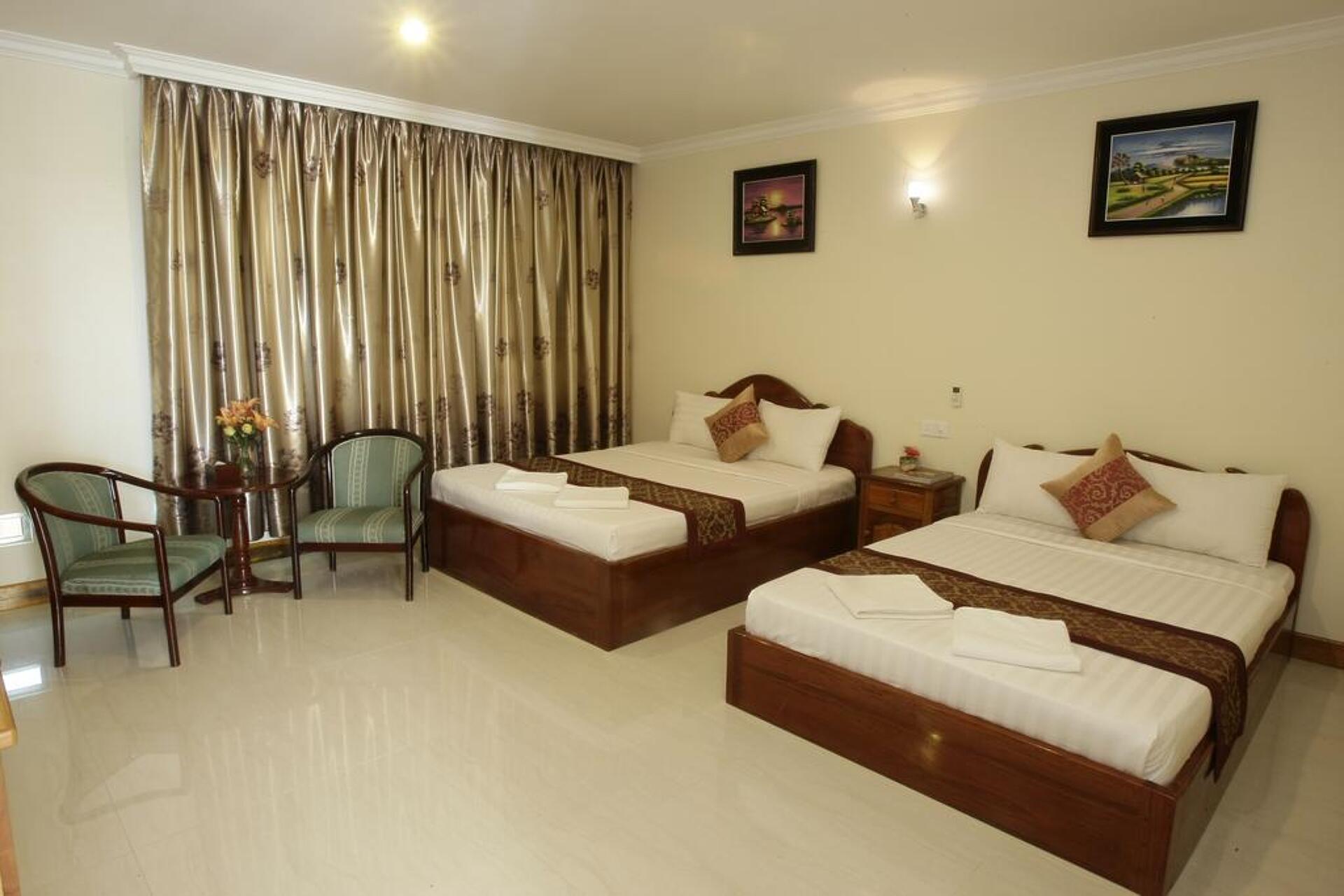 White Beach Hotel 3* 10