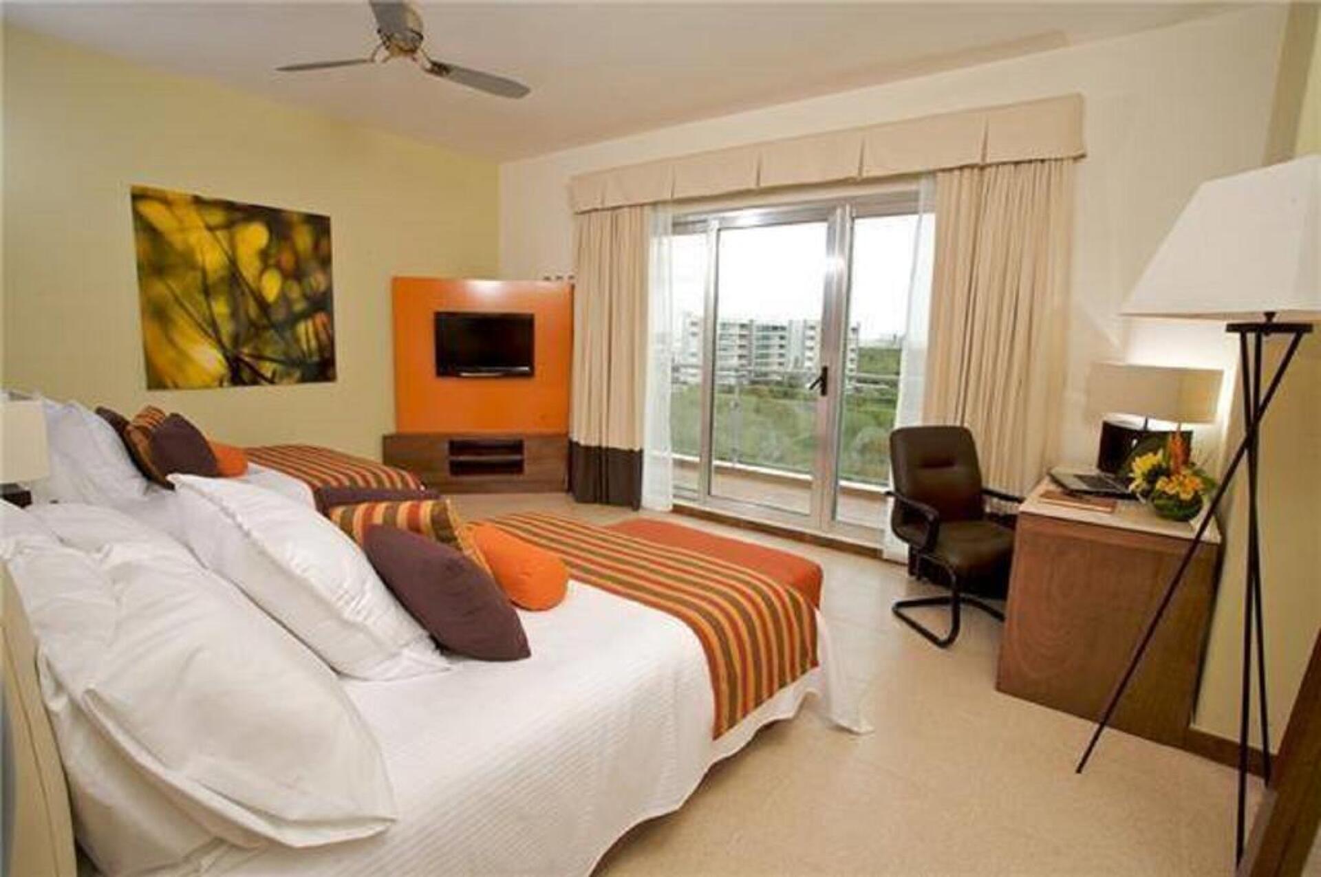 Krystal Urban Cancun 4* 9