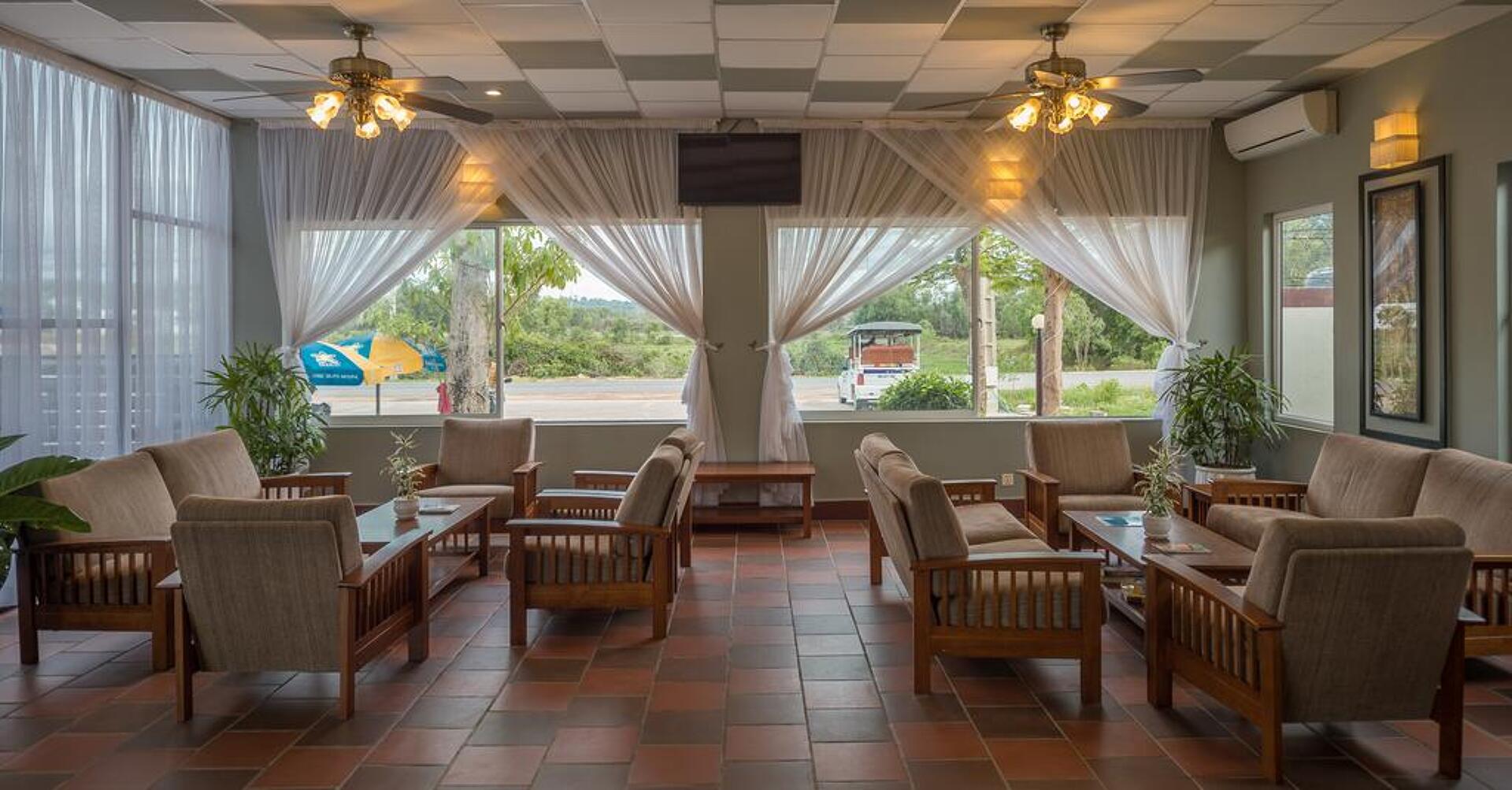 Legacy Hotel & Resort 4* 1