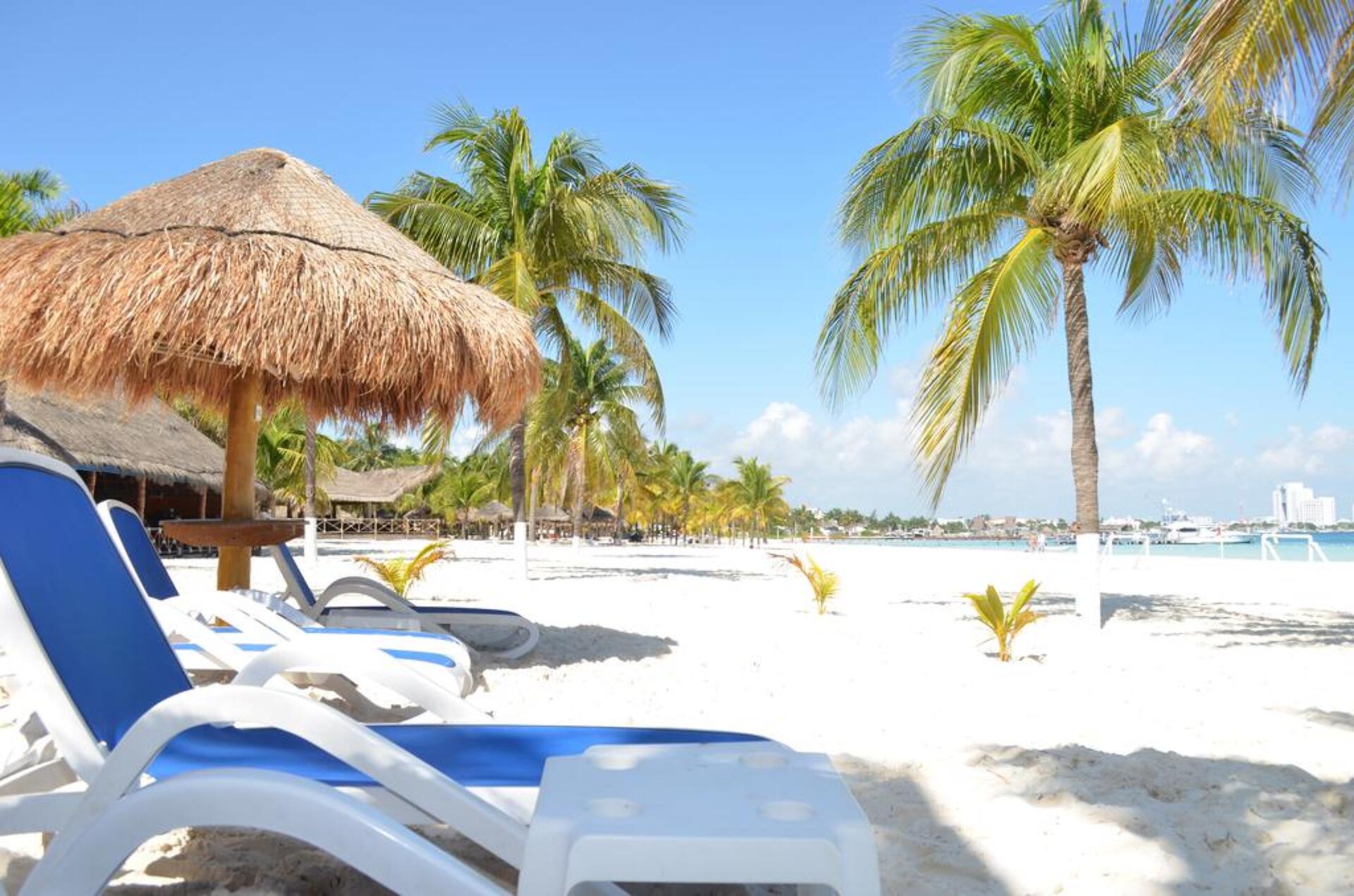 Beachscape Kin Ha Villas & Suites 4* 10
