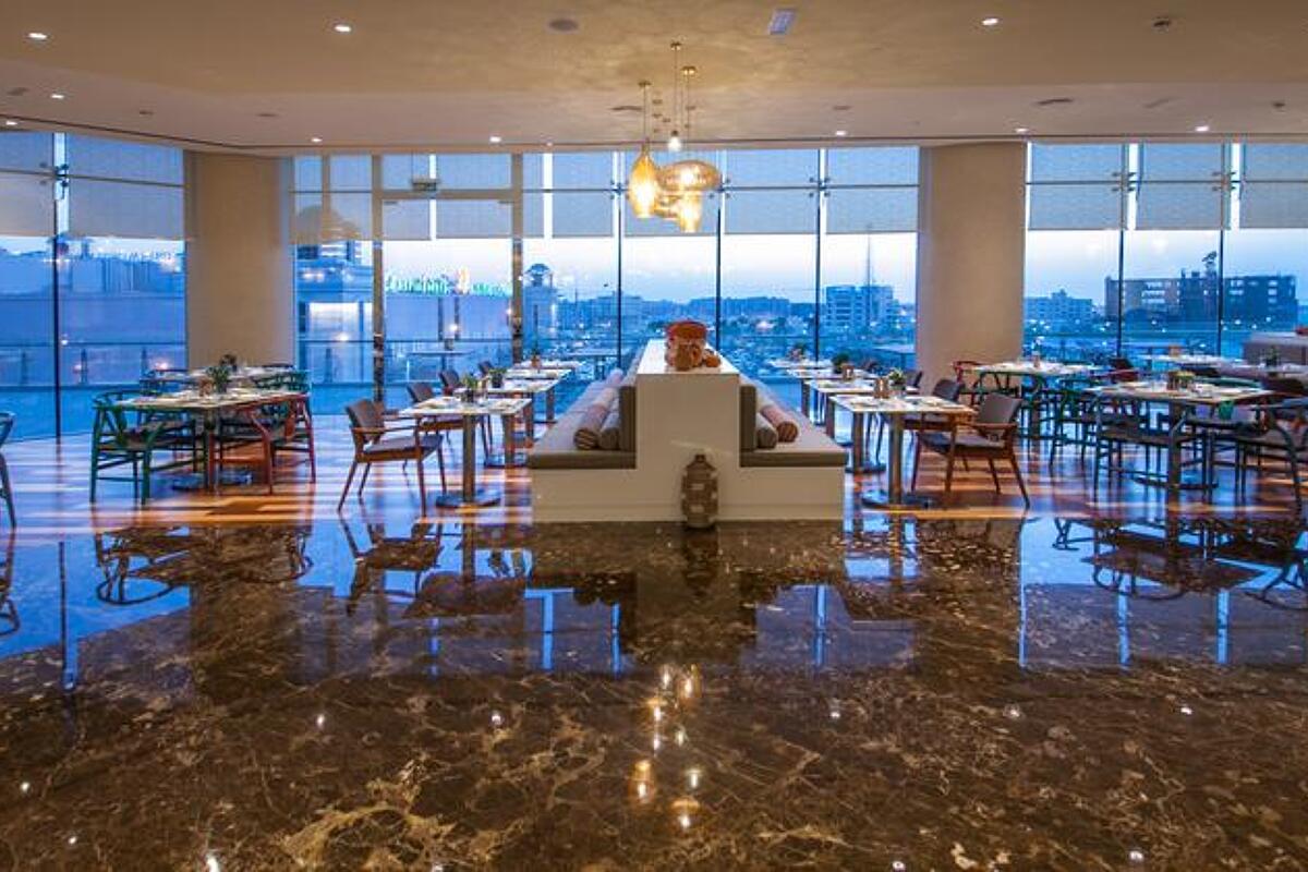 Grand Millennium Muscat 5* last
