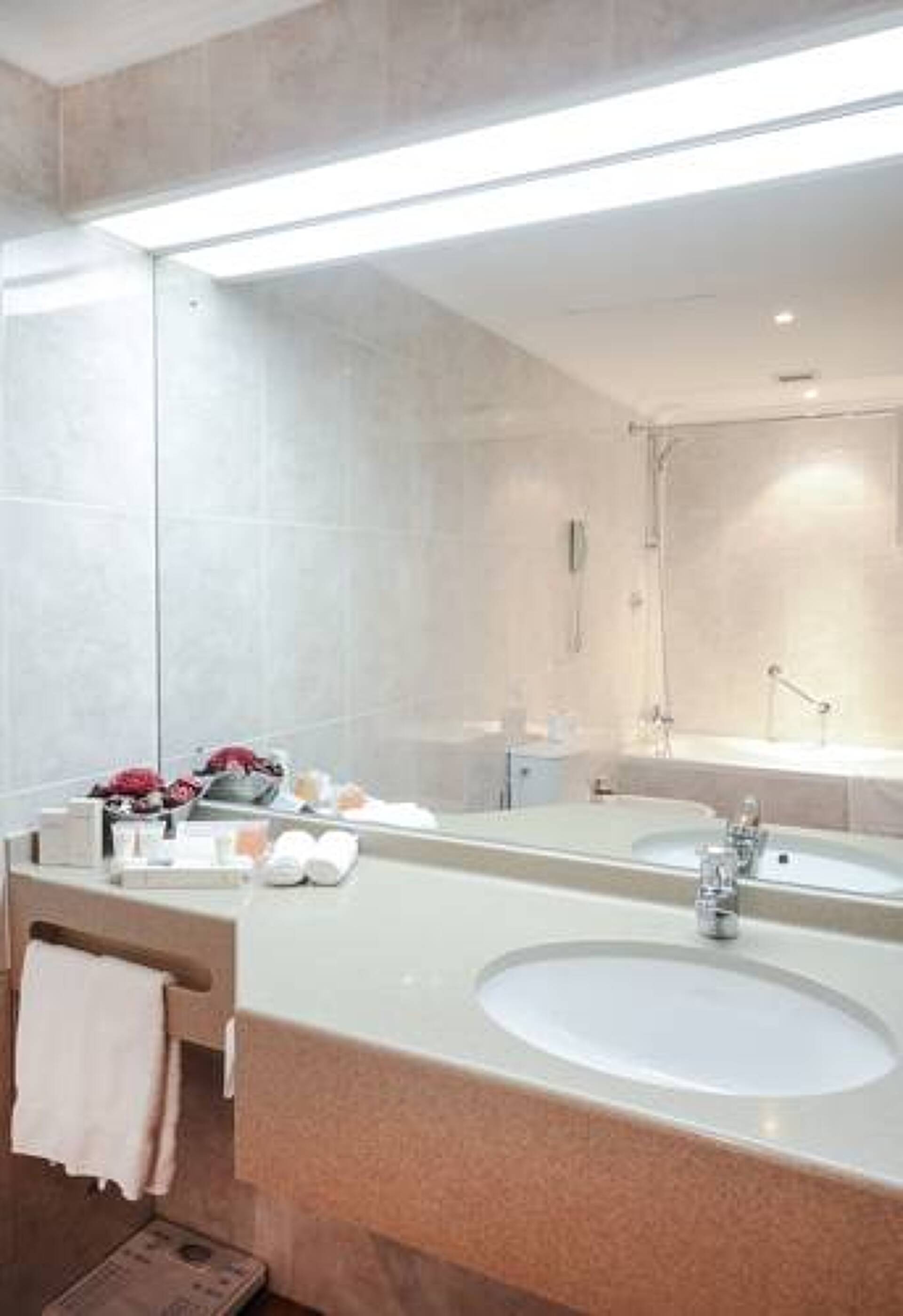 Golden Tulip Seeb 4* 11