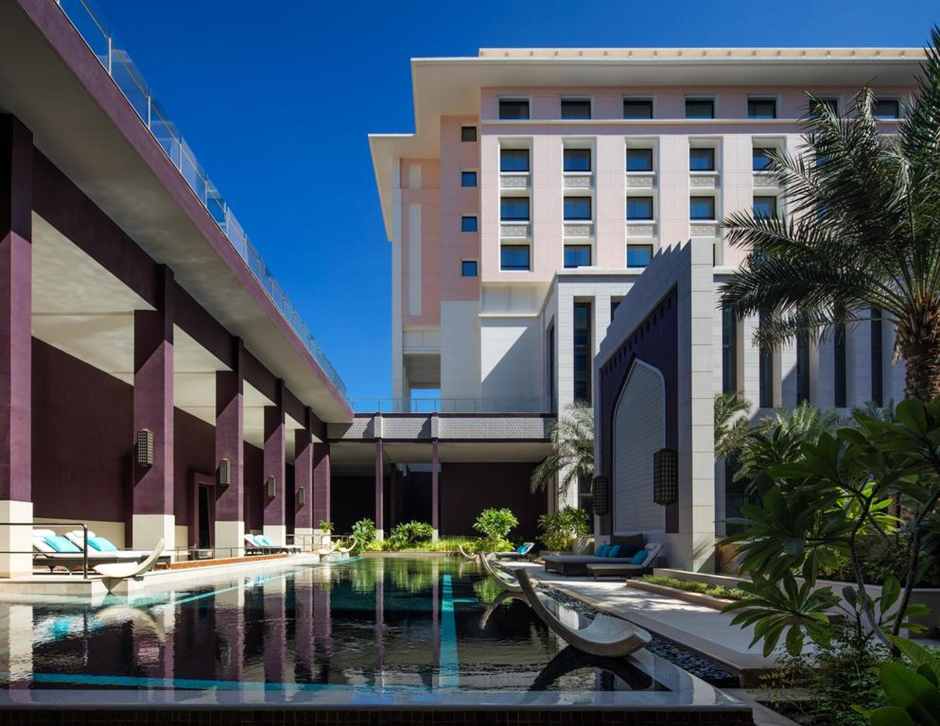 Hormuz Grand Hotel  5* 26