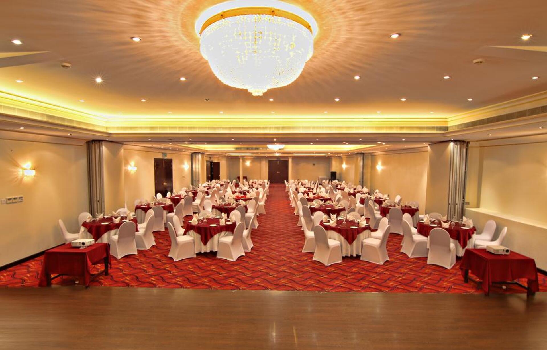 Majan Continental  4* 17