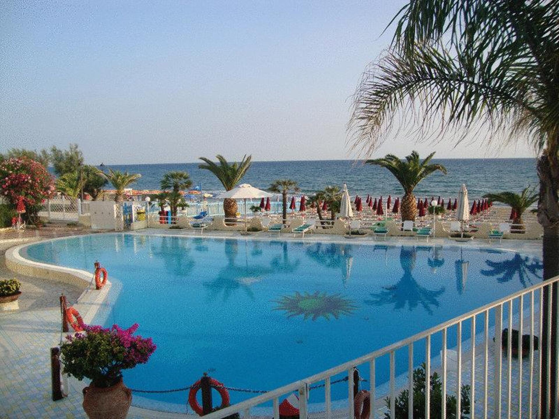 Grand Hotel La Playa  4* 0