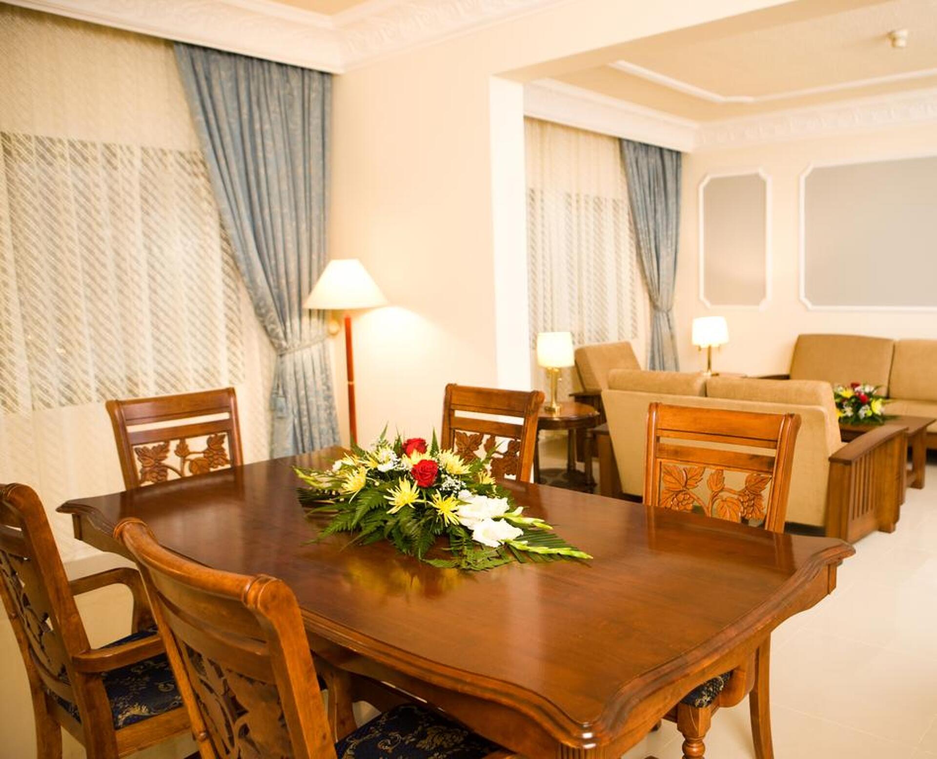 Muscat Holiday  4* 4