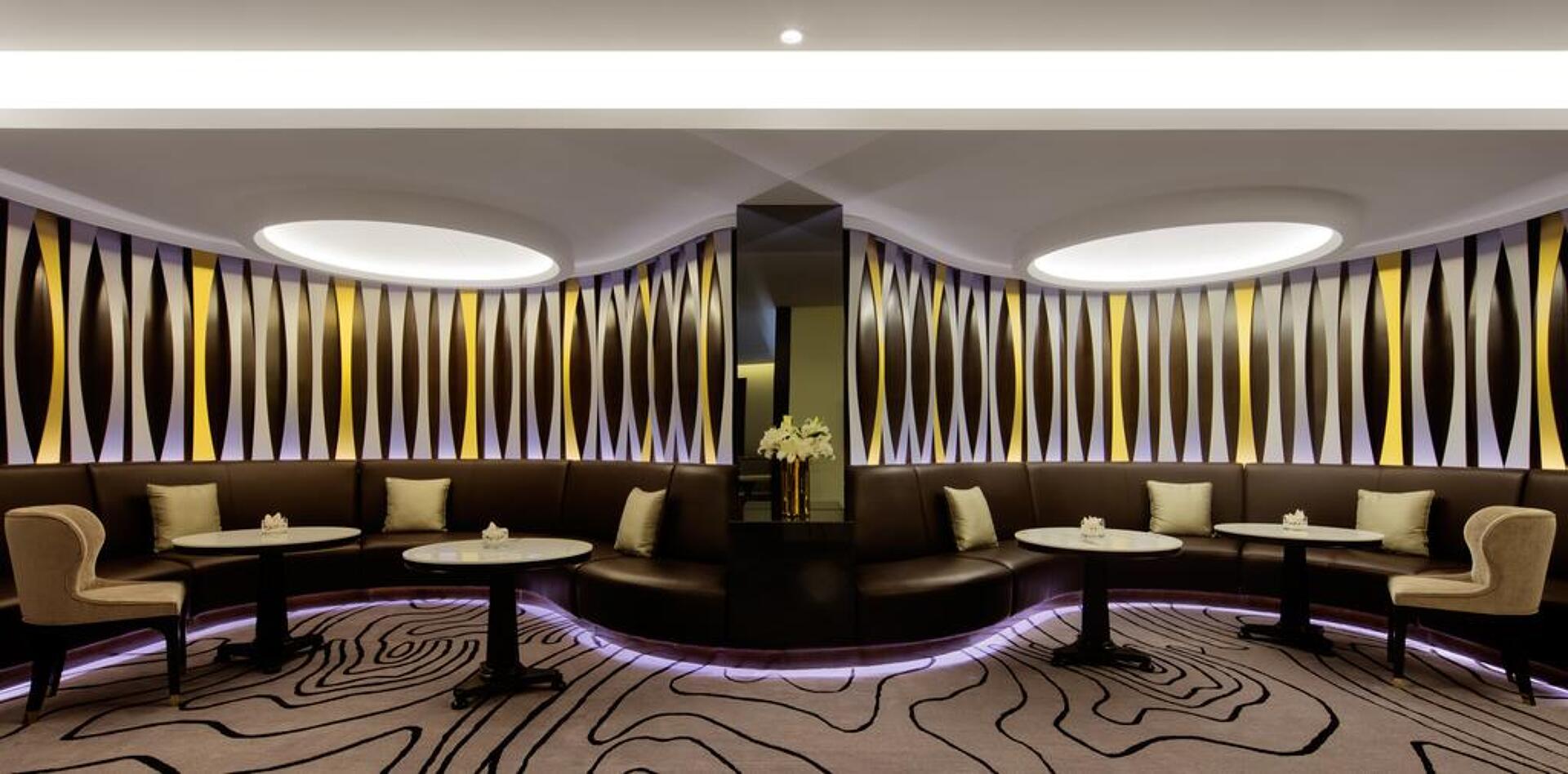 Hormuz Grand Hotel  5* 13