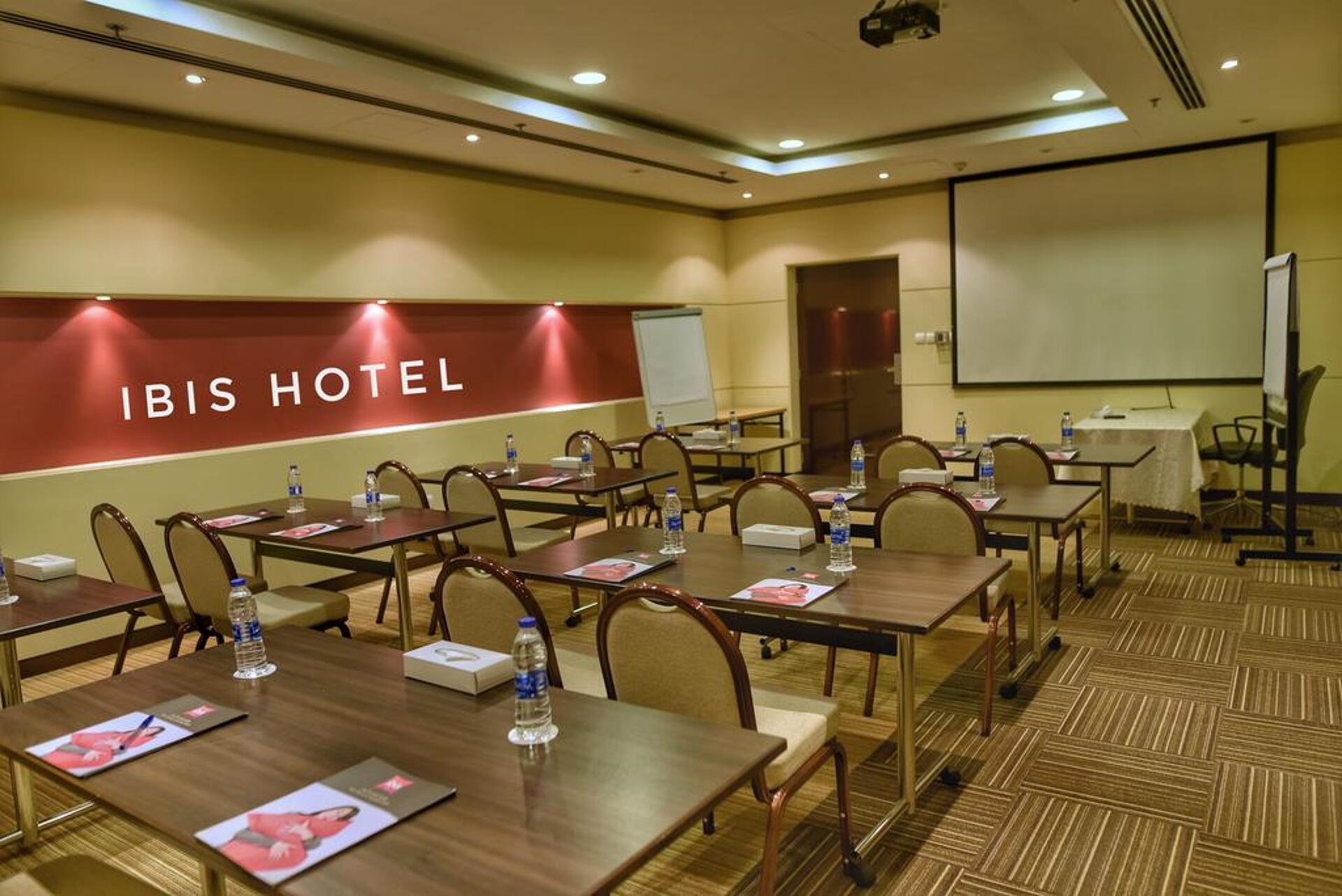 Ibis Muscat 3* 3