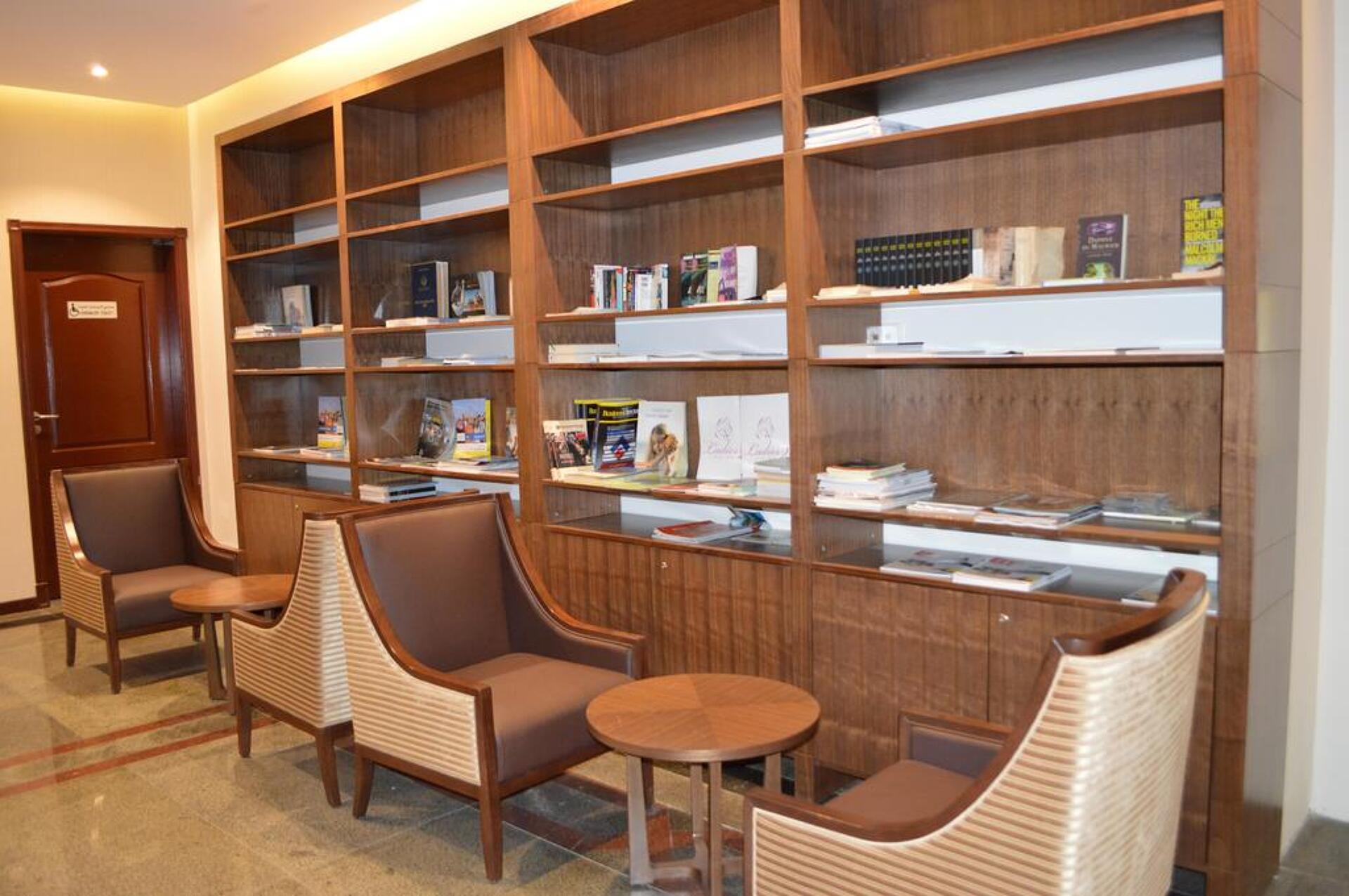 Ramee Guestline  4* 8