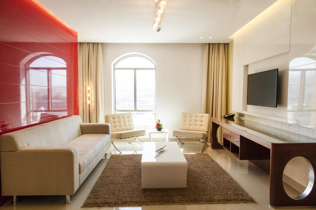 Coral Muscat Hotel & Apartments 4* last