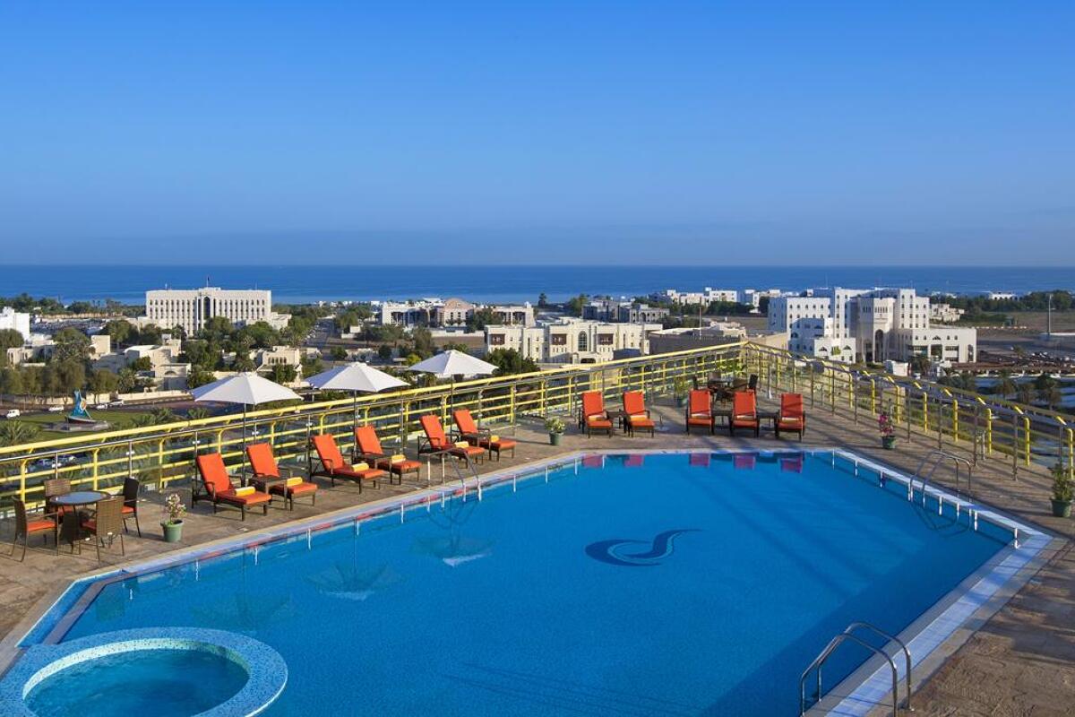 City Seasons Hotel Muscat 4* 1