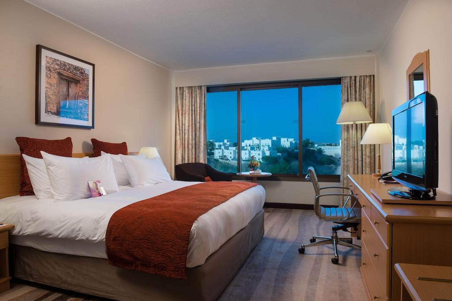 Crowne Plaza Muscat 4* 30