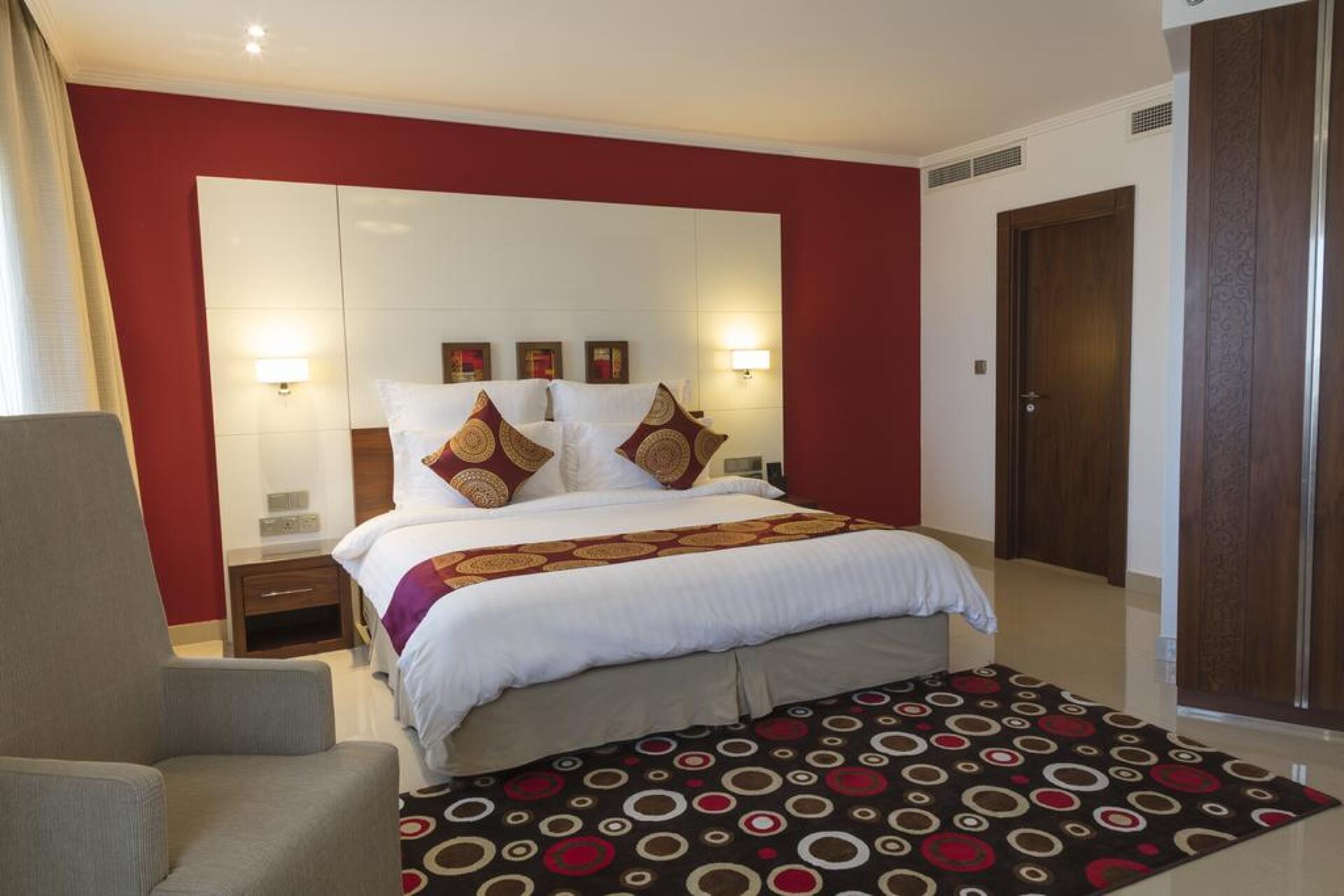 Coral Muscat Hotel & Apartments 4* 17