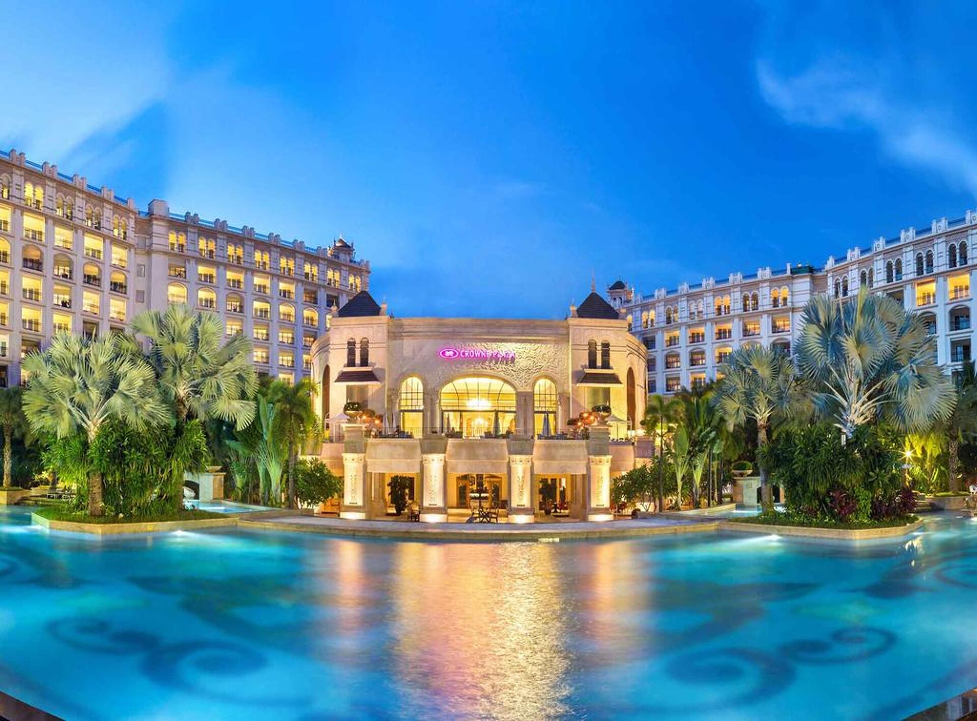 Crowne Plaza Resort Sanya Bay 10