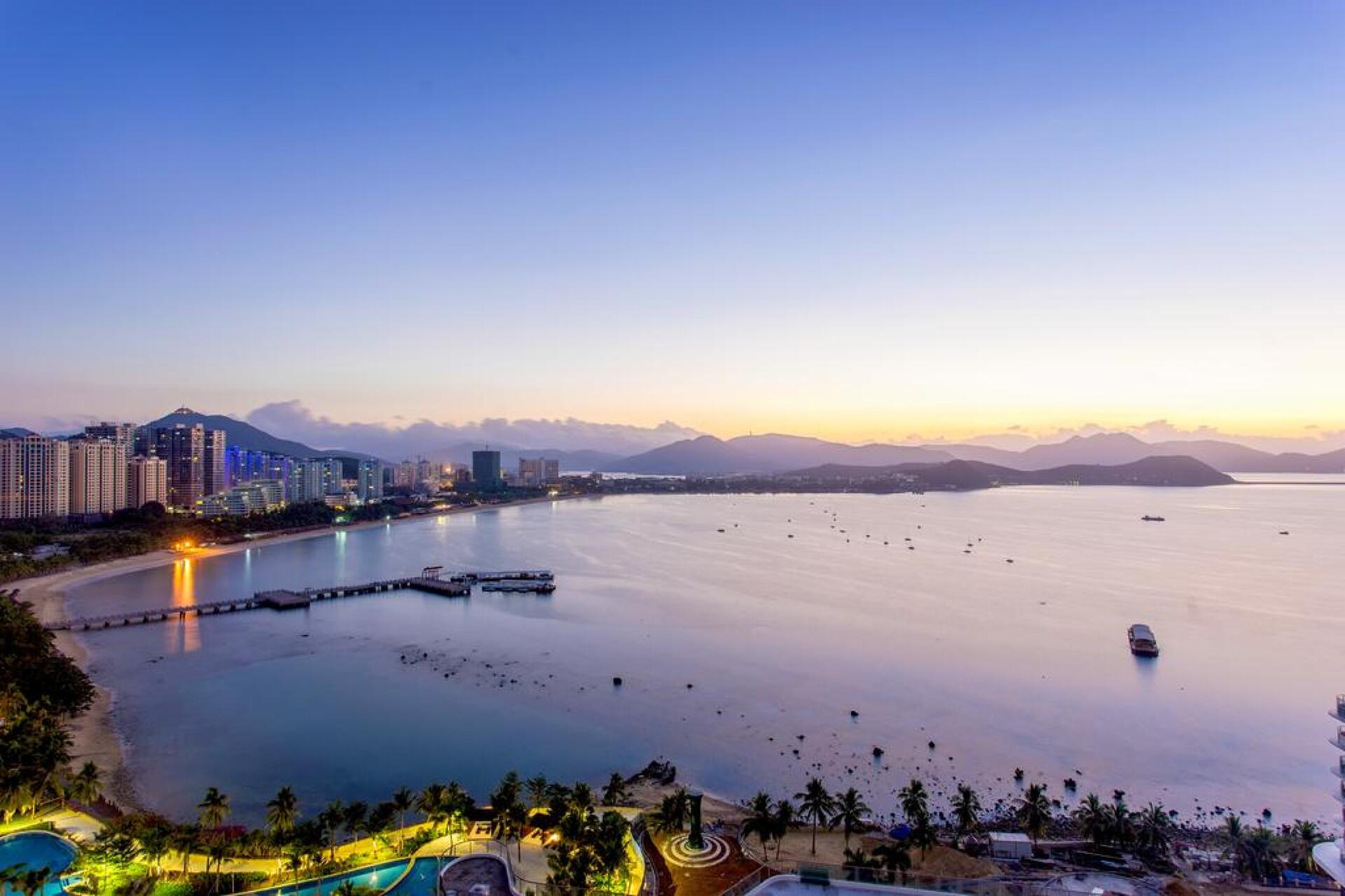 Sanya Marriott Hotel Dadonghai Bay 5* 1