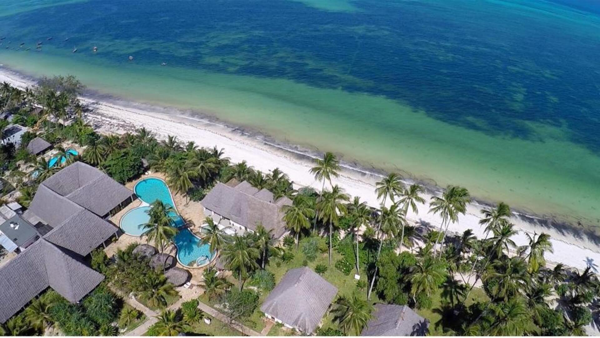 Uroa Bay Beach Resort 4* 0