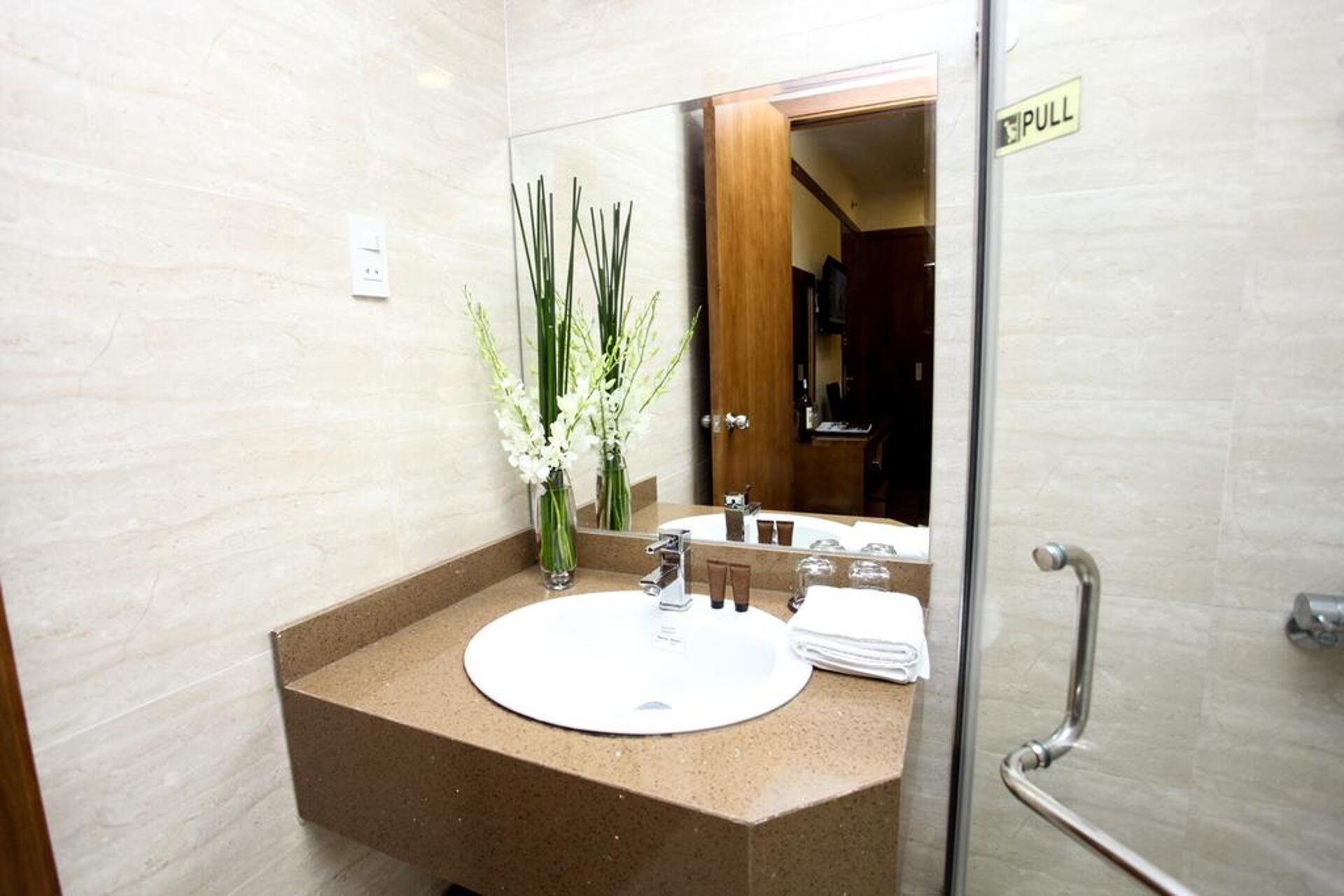 Soho Hotel 3* 10