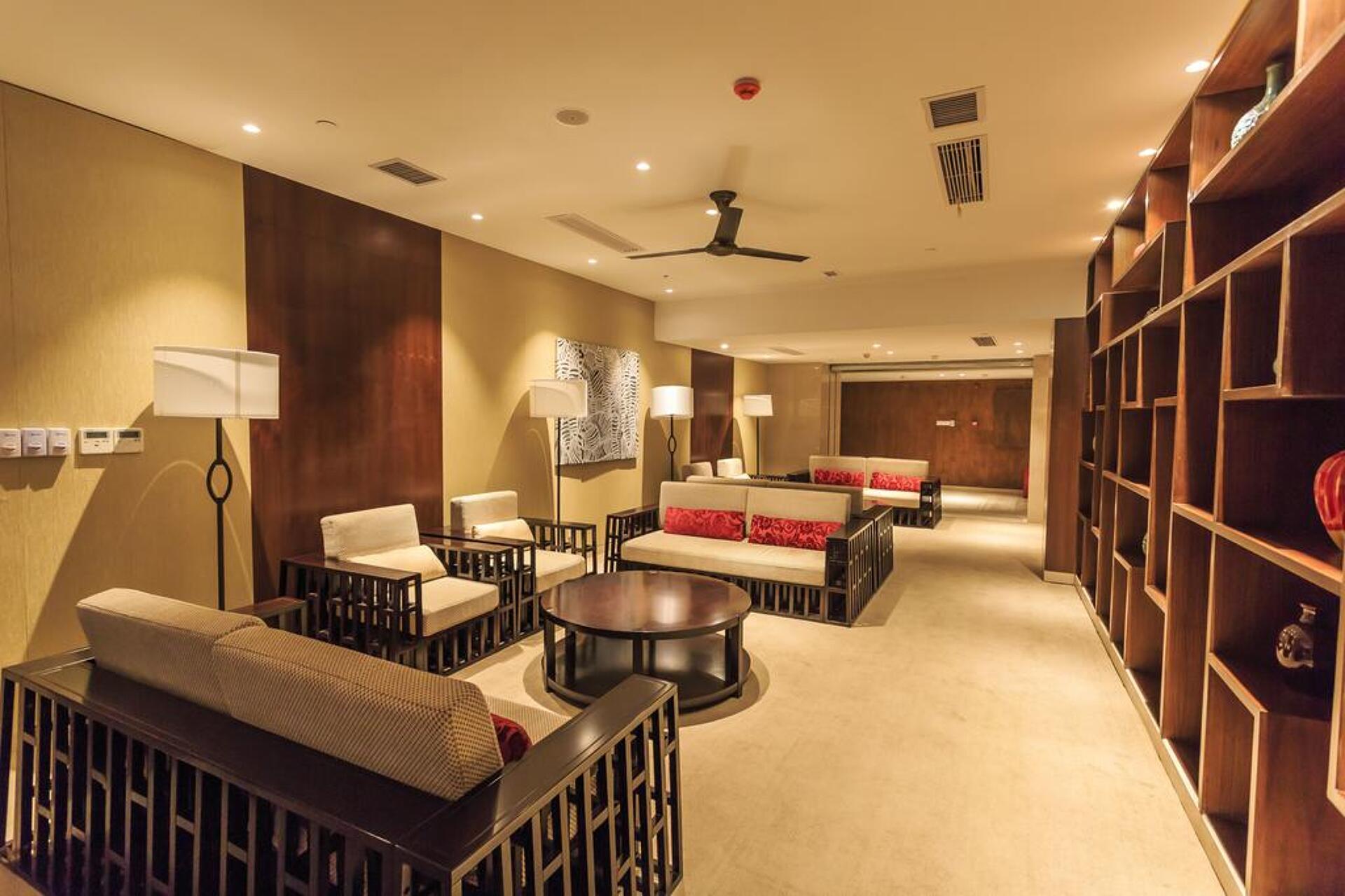 Aloha Oceanfront Suite Resort 5* 31