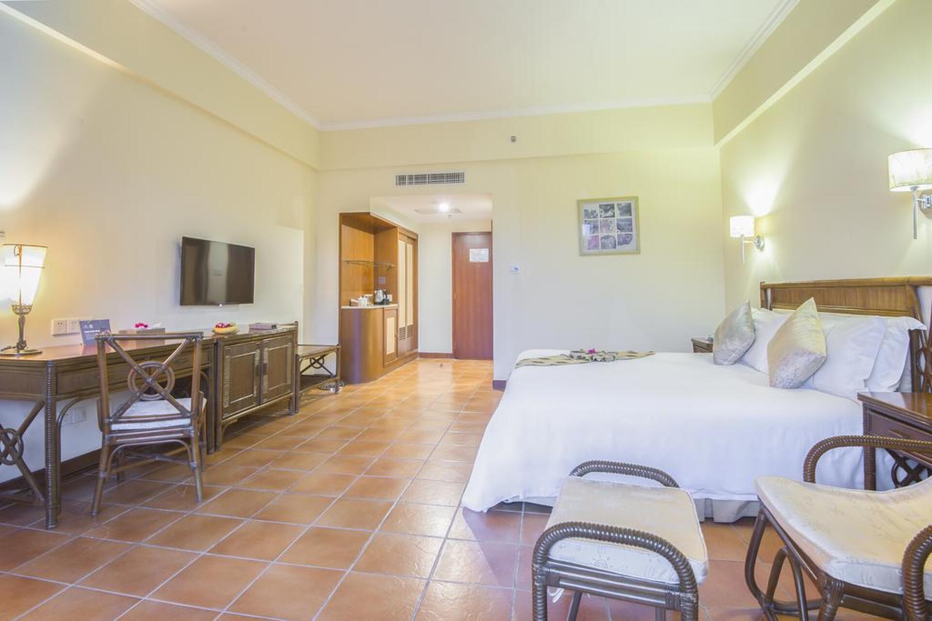Golden Palm Resort Yalong Bay 18