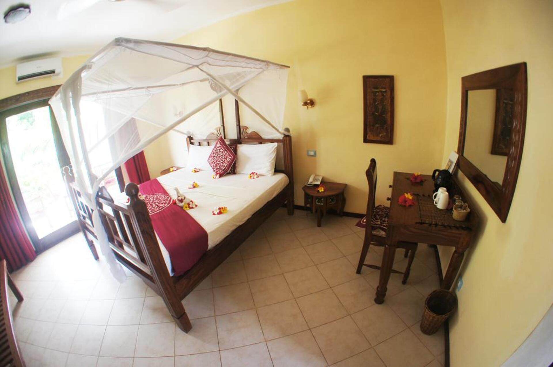 Uroa Bay Beach Resort 4* 25