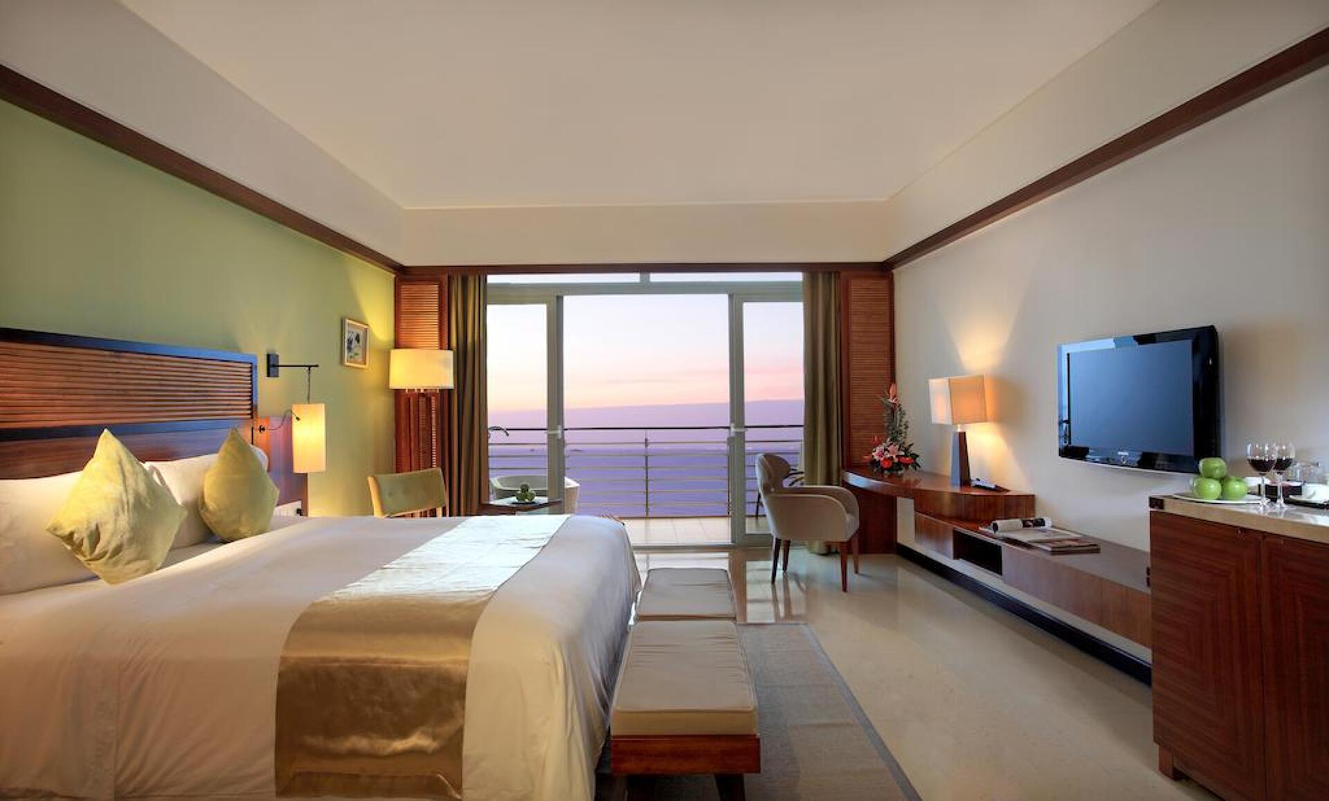 Grand Soluxe Hotel & Resort Sanya 9